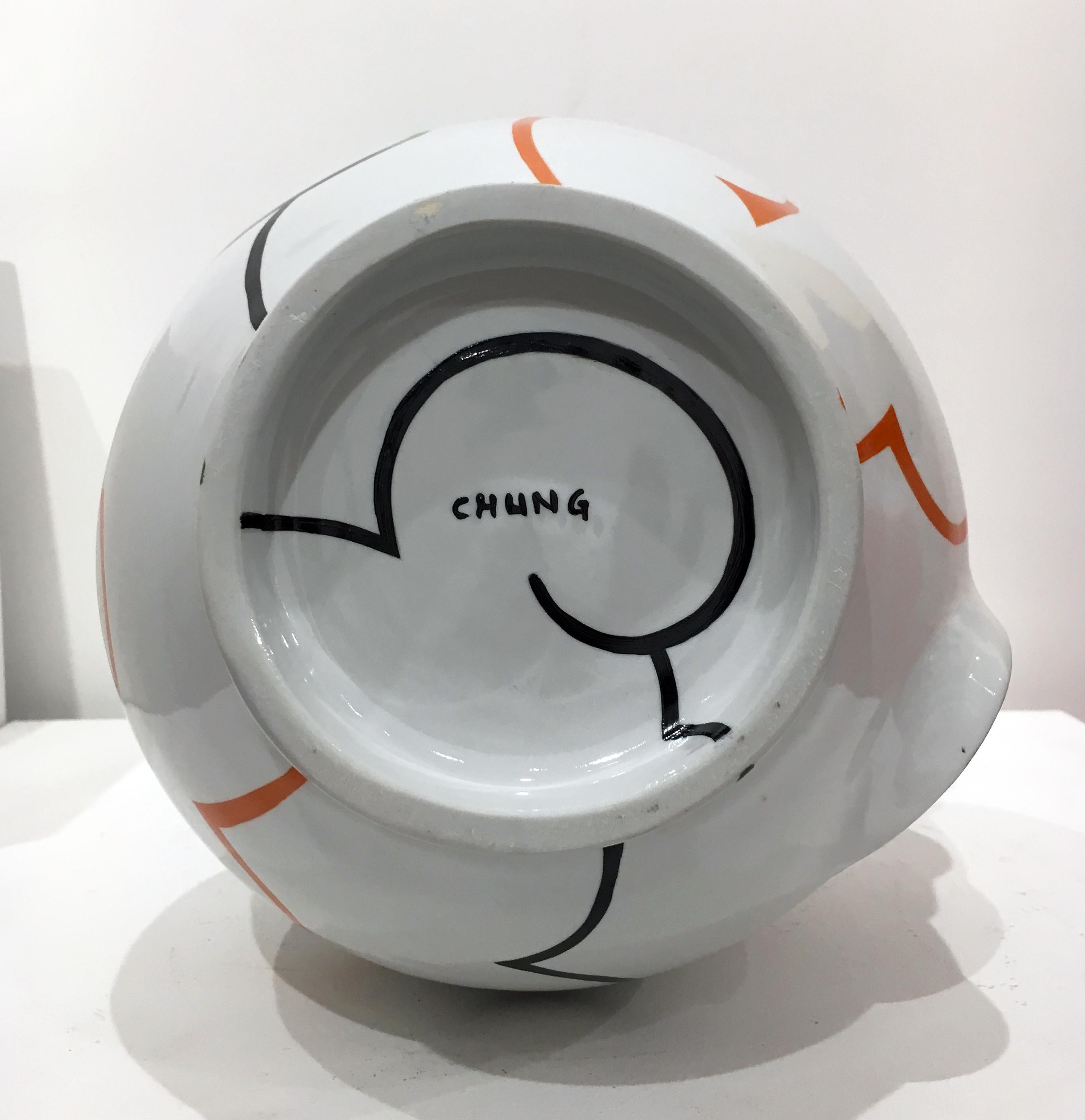 Flared Cloud Pear Bottle, Contemporary Ceramic Sculpture, Porcelain, China Paint 3