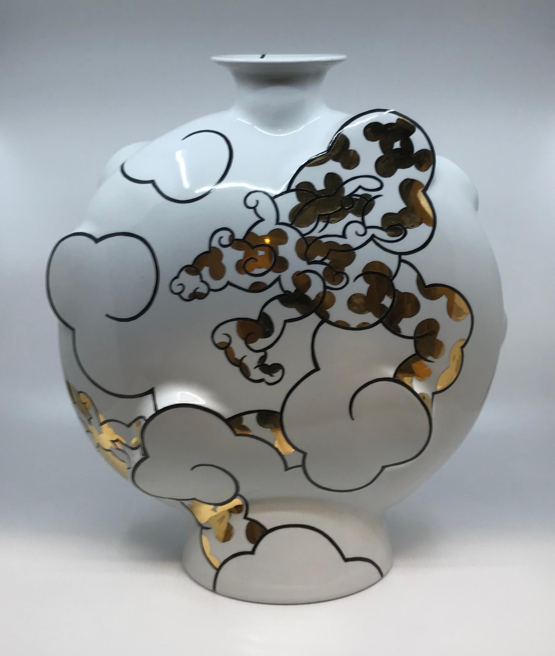 Sam Chung Abstract Sculpture - "Gold Camo Dragon Flask", Porcelain Sculpture with Gold Dragon Illustration