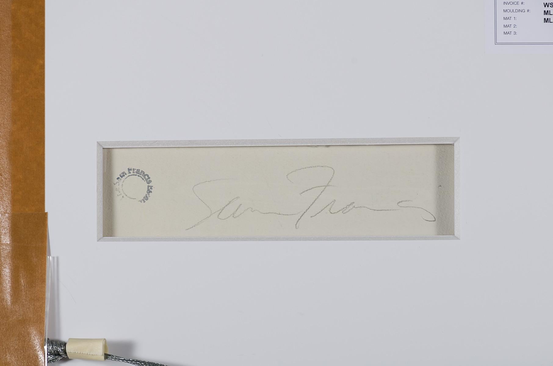 Sans titre (SF63-039) est une peinture acrylique sur papier, d'une taille de 41 x 27,5 pouces, signée 'Sam Francis' au verso, et encadrée dans un cadre contemporain en bois clair.

Untitled, 1963 (SF63-039) reflète l'amélioration de l'état de santé