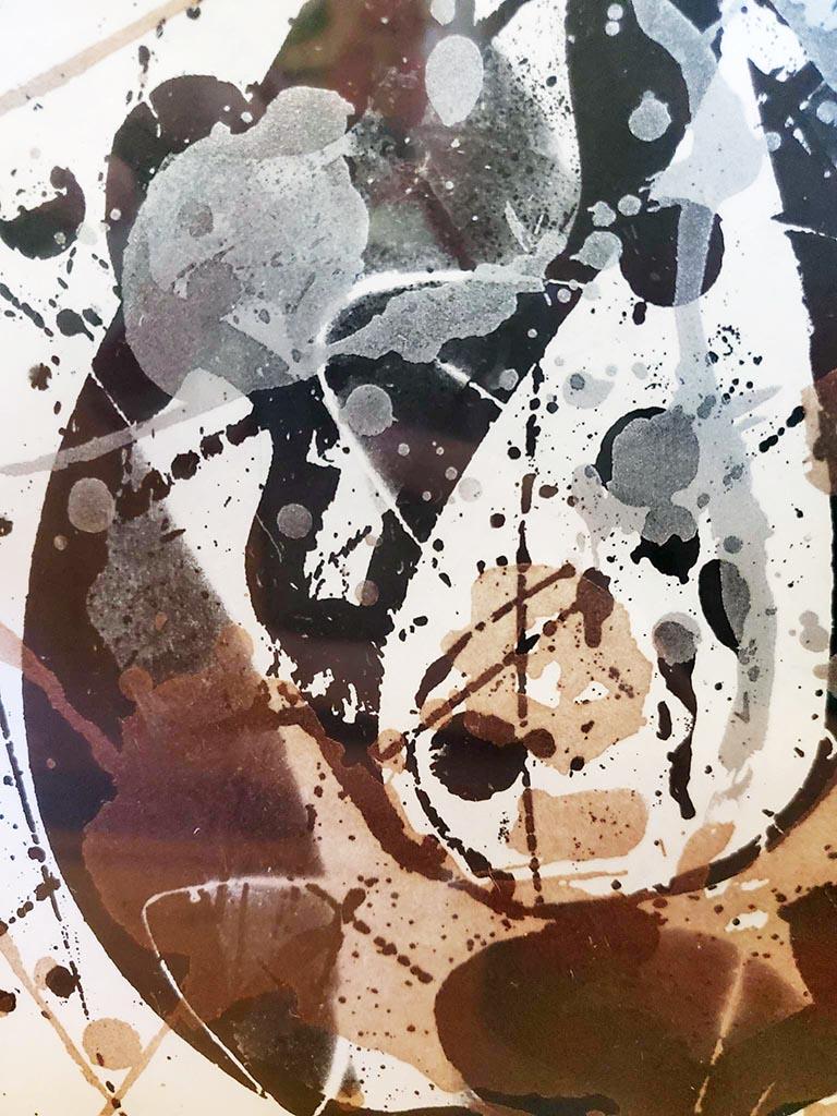 This aquatint is hand-signed by Sam Francis (California, 1923- California, 1994) in pencil in the lower right and is a unique color trial proof aside from the edition of 30.

Francis was always experimenting with color, and in his prints he chose
