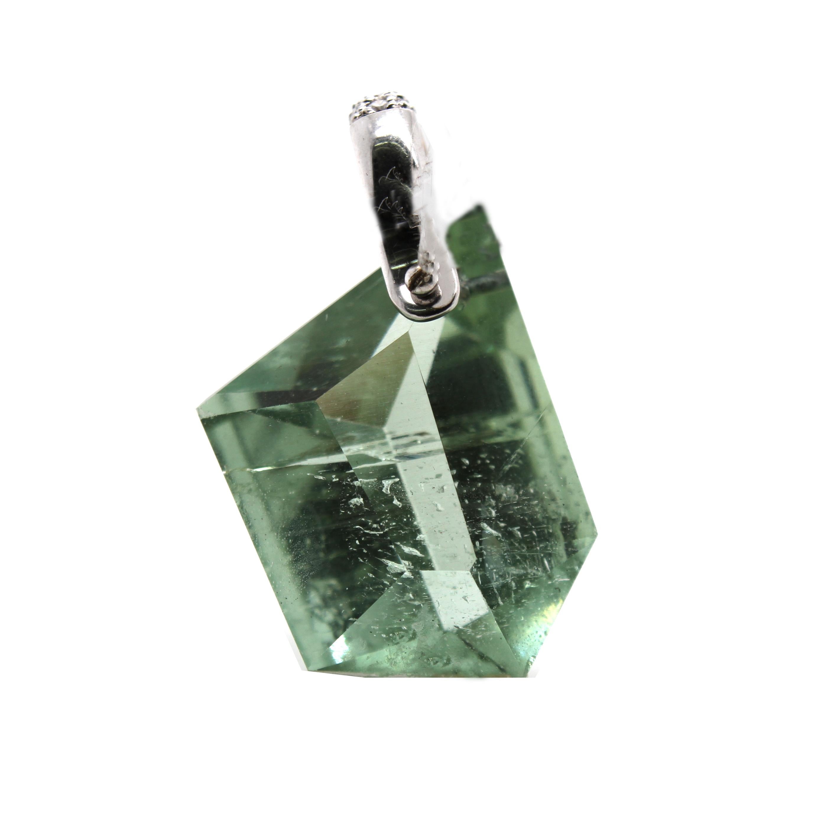 Sam Getz Green Beryl and Diamond Pendant In Good Condition For Sale In Coral Gables, FL