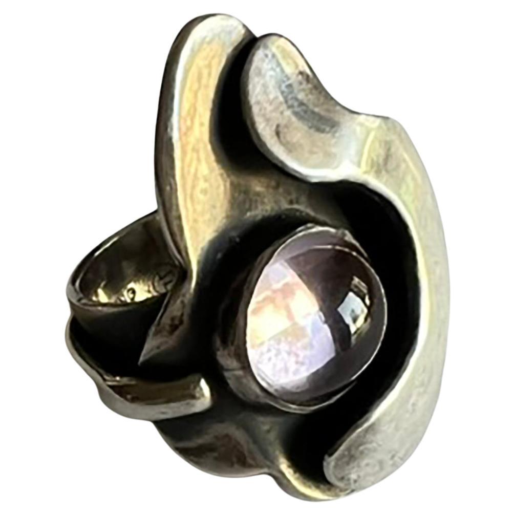 Modernist Sam Kramer Sterling Silver Amethyst New York Studio Surrealist Ring 1950s For Sale