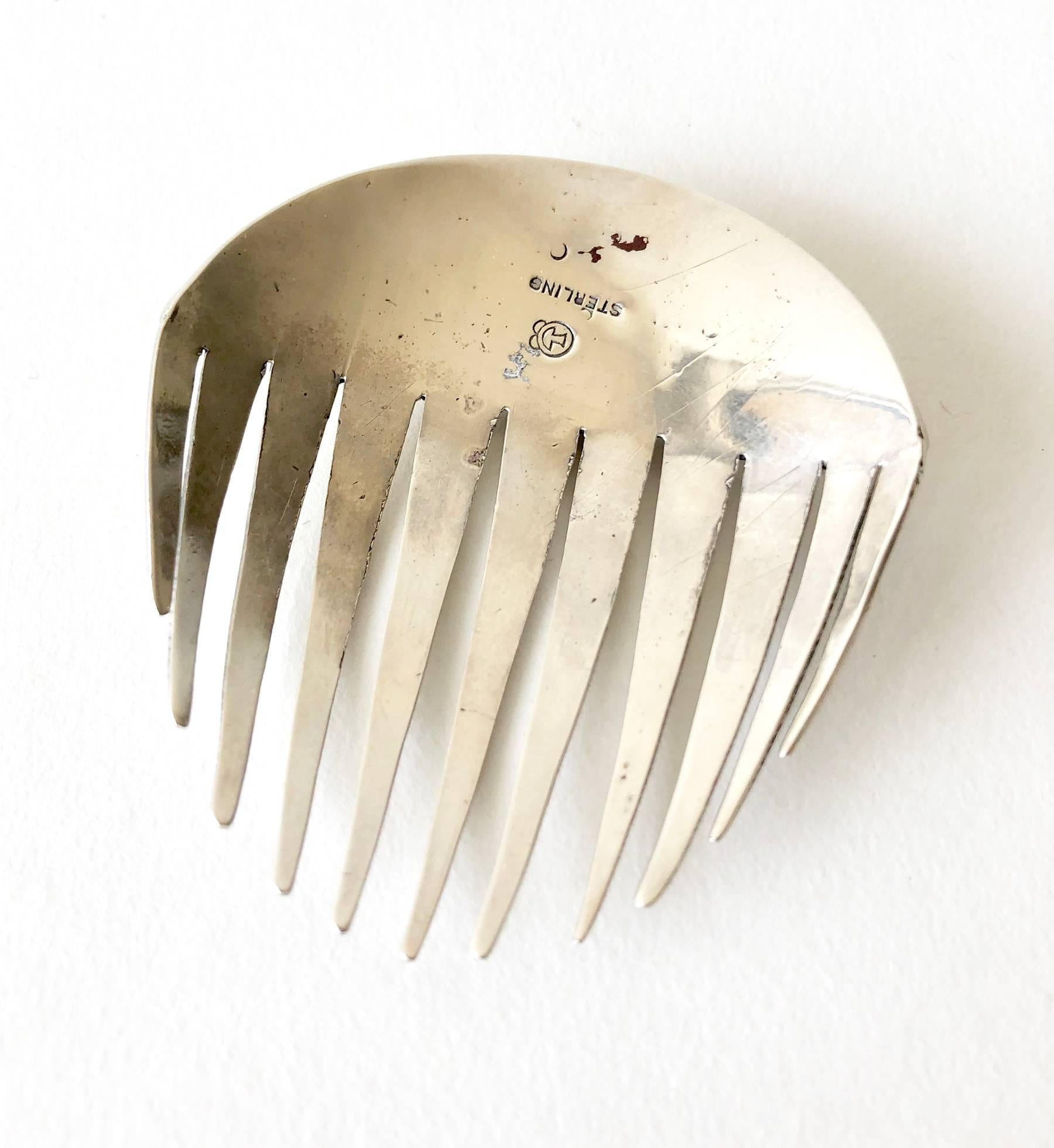 Sterling Silver hair comb with a high domed chrysoprase created by Sam Kramer of New York, circa 1950's. Comb measures 2.5