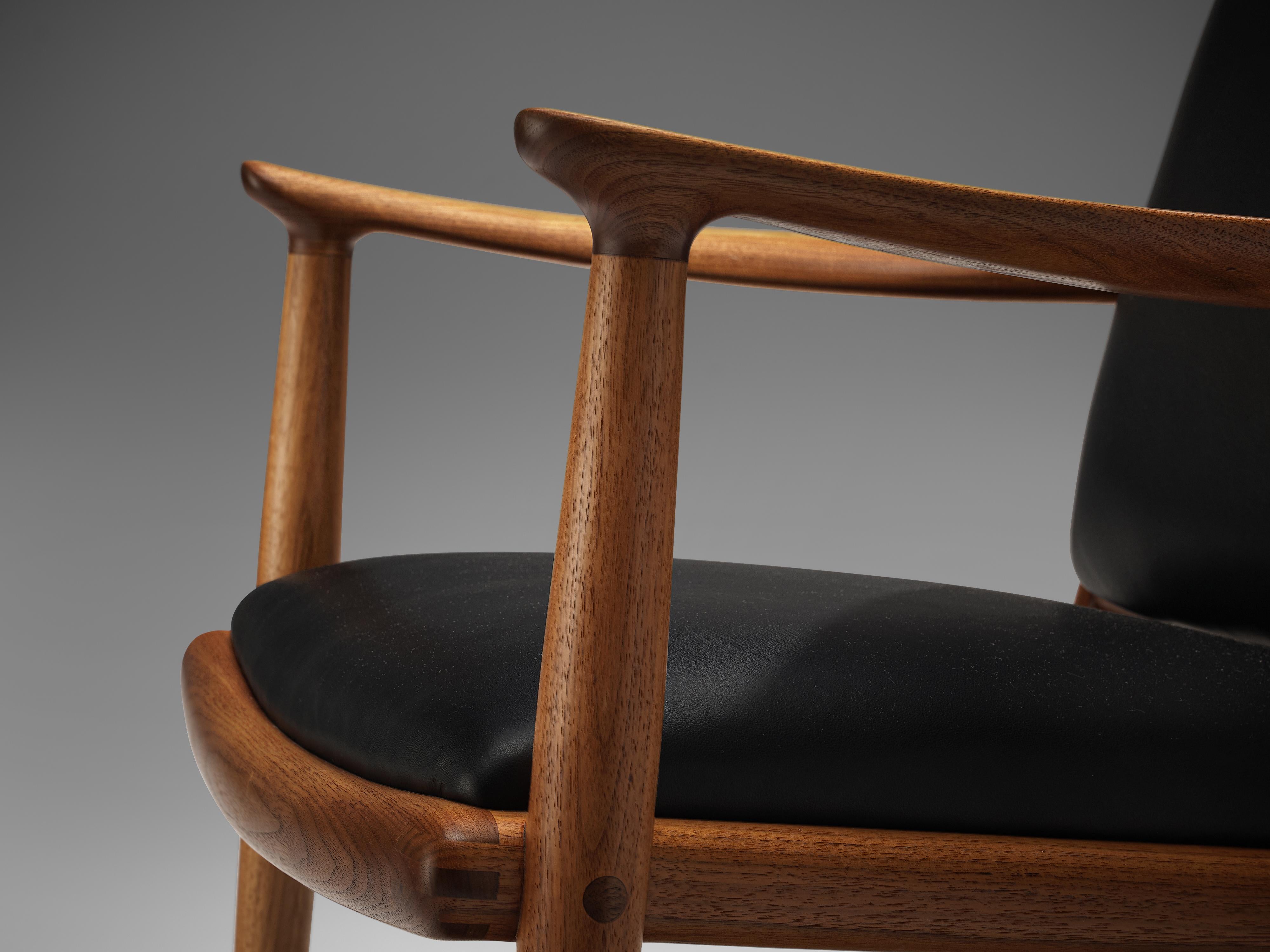 Sam Maloof Handcrafted Armchairs in Walnut and Black Leather 2