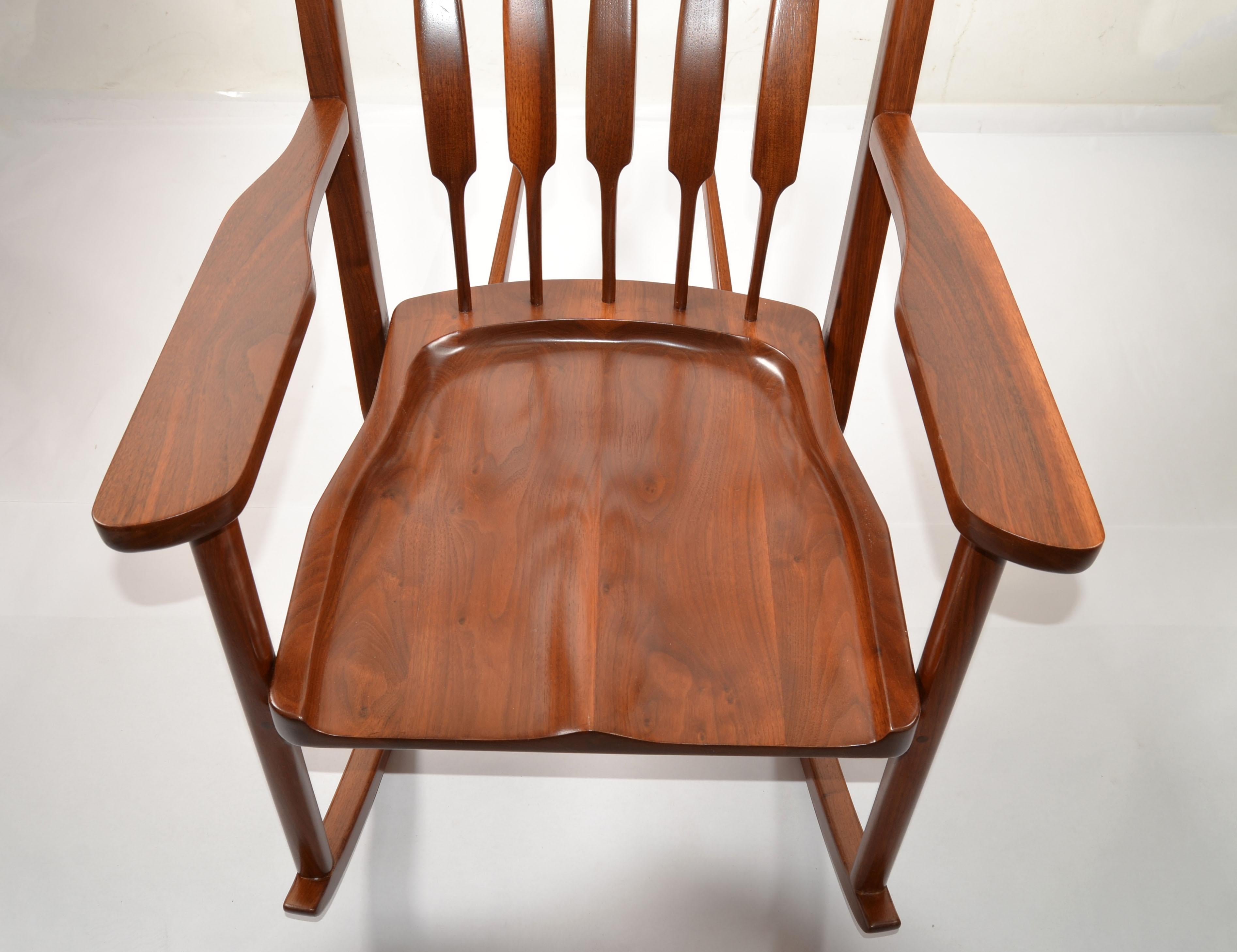 Sam Maloof Style Sculptural Rocking Chair 1979 American Walnut Arts & Crafts For Sale 1