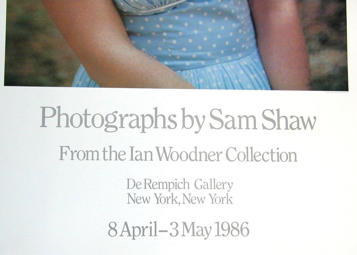Affiche de l'exposition THE JOY OF MARILYN de Sam Shaw, Marilyn Monroe, Robe d'été 1986 en vente 2