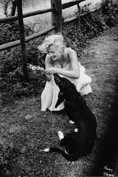 Marilyn Monroe with her dog Hugo, Amagansett, NY