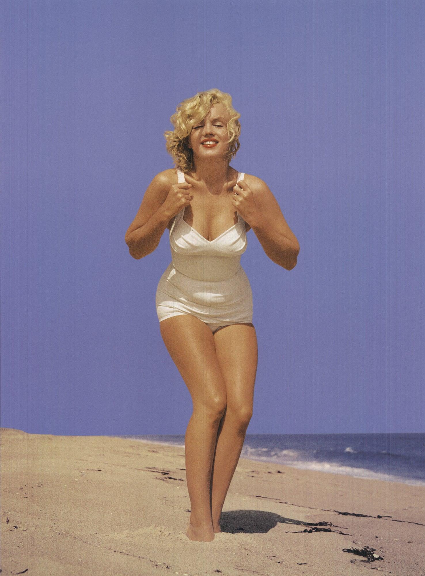 Sam Shaw 'Marilyn Monroe on the beach' 2010- Offset Lithograph For Sale 1