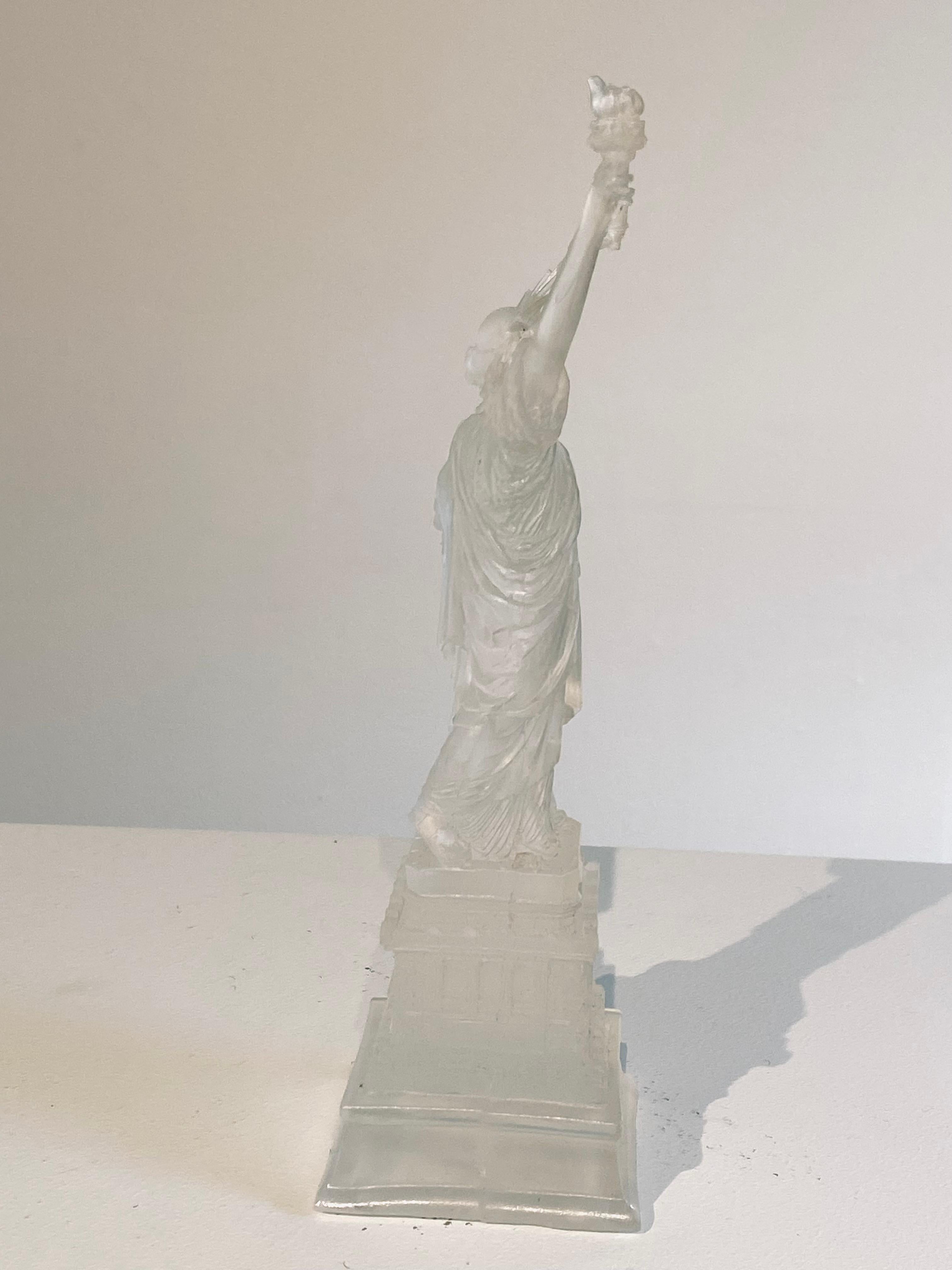 Sculpture en résine de la statue de la Liberté : « Lady Liberty » en vente 2