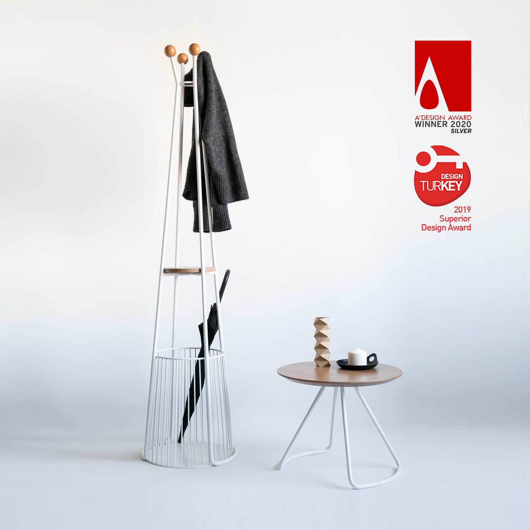 Sama coat rack is part of the Sama collection, which provides functionality through simple, yet striking and sculptural forms that add a unique and elegant touch to its environment.

Inspired by the poetry of whirling costumes worn in Sama
