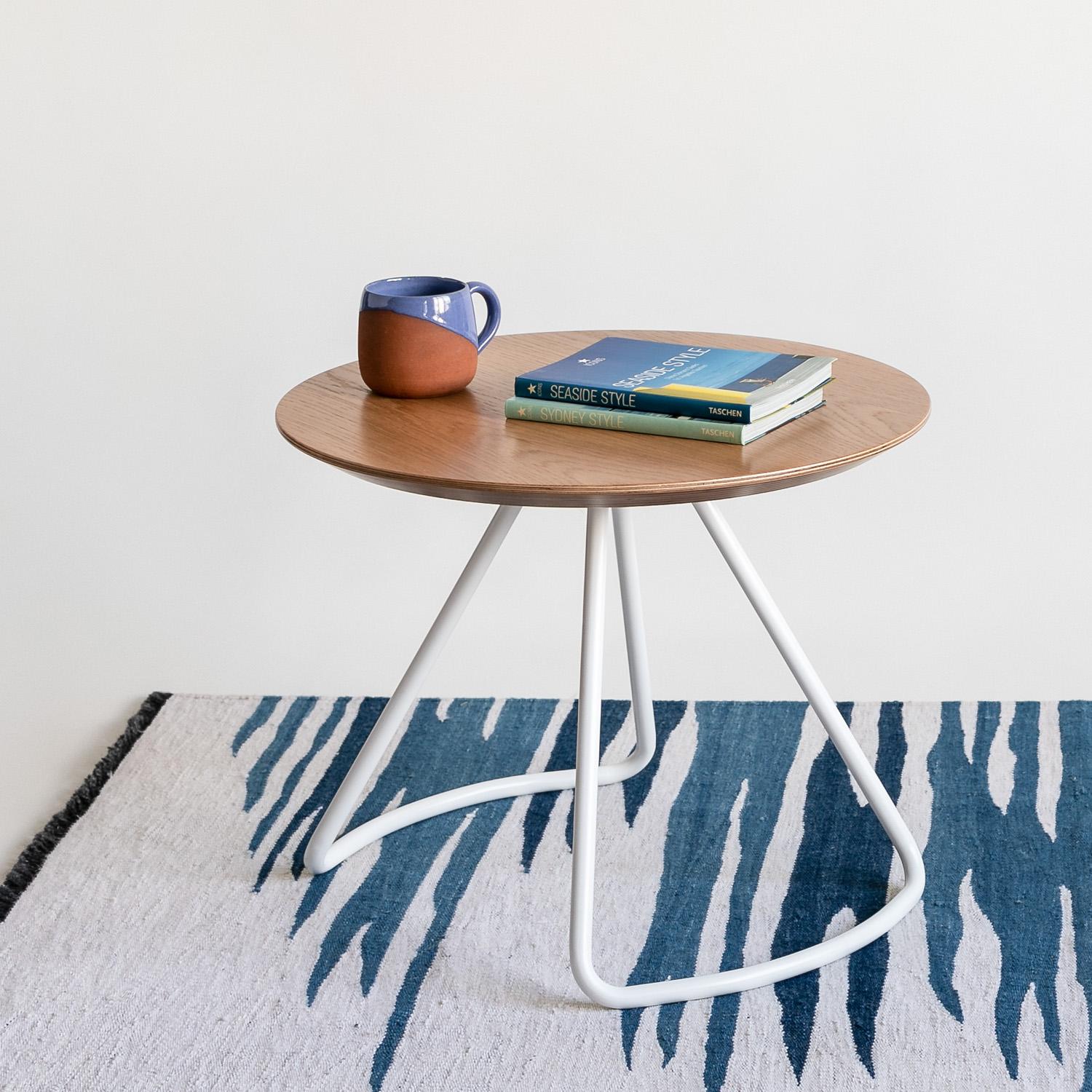 Sama coffee table is part of the Sama collection, which provides functionality through simple, yet striking and sculptural forms that add a unique and elegant touch to its environment.

Inspired by the poetry of whirling costumes worn in Sama