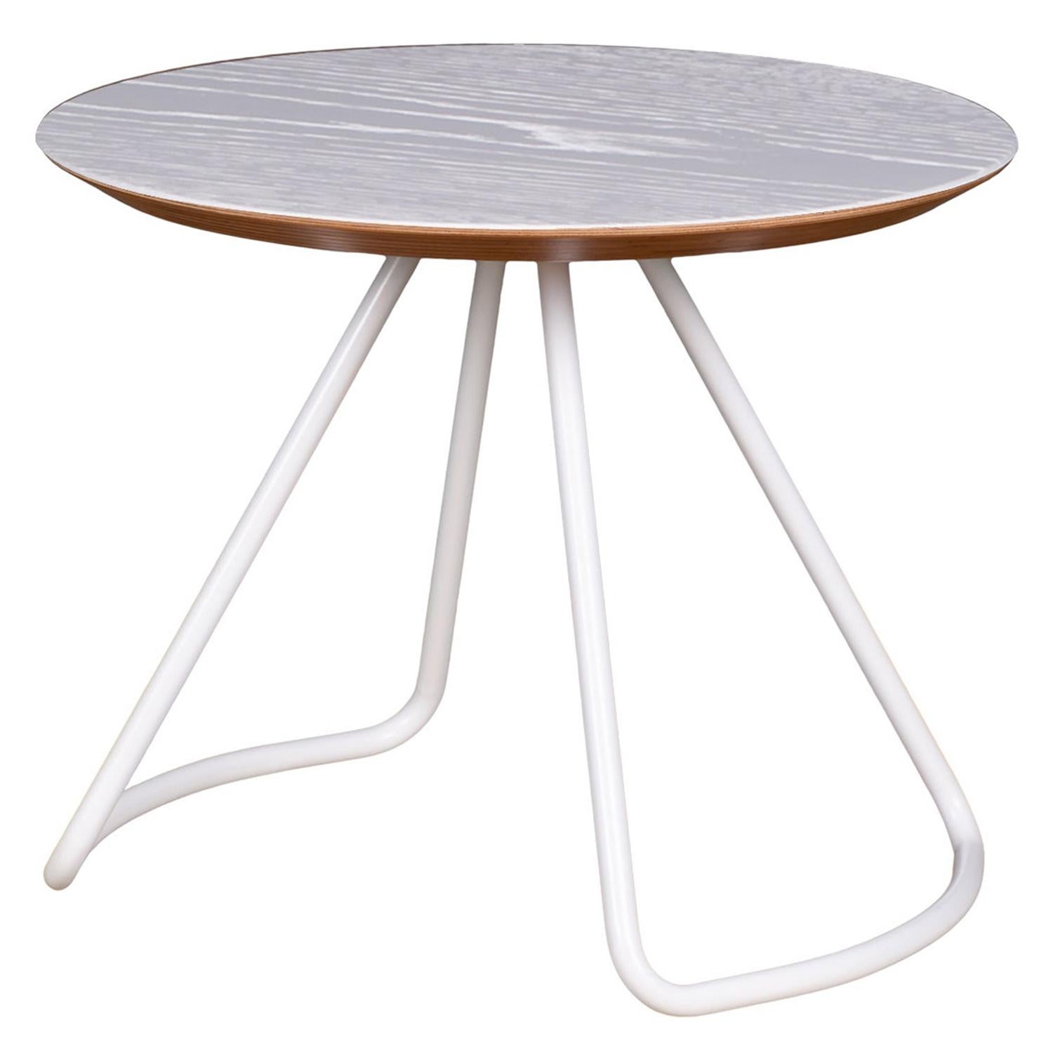 Table basse Sama, table basse moderne contemporaine et minimaliste en chêne blanc et métal blanc en vente