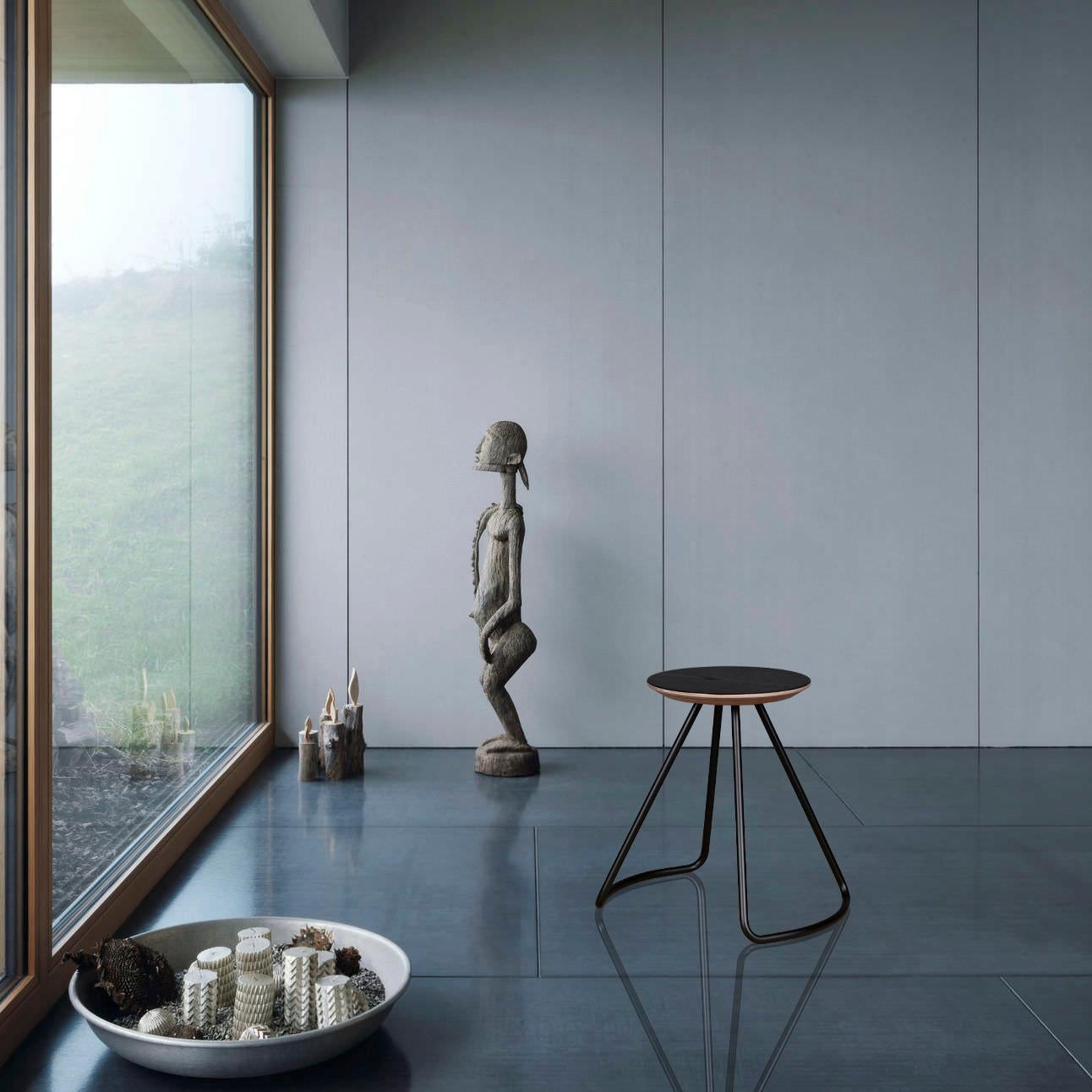 Turc Tabouret/table Sama en chêne noir et métal noir, moderne contemporain et minimaliste en vente