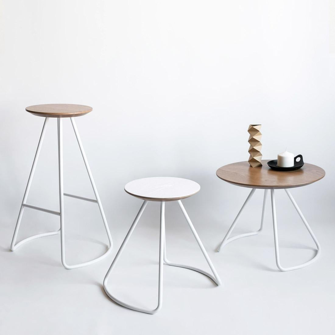 XXIe siècle et contemporain Tabouret/table Sama en chêne blanc et métal blanc, moderne contemporain et minimaliste en vente
