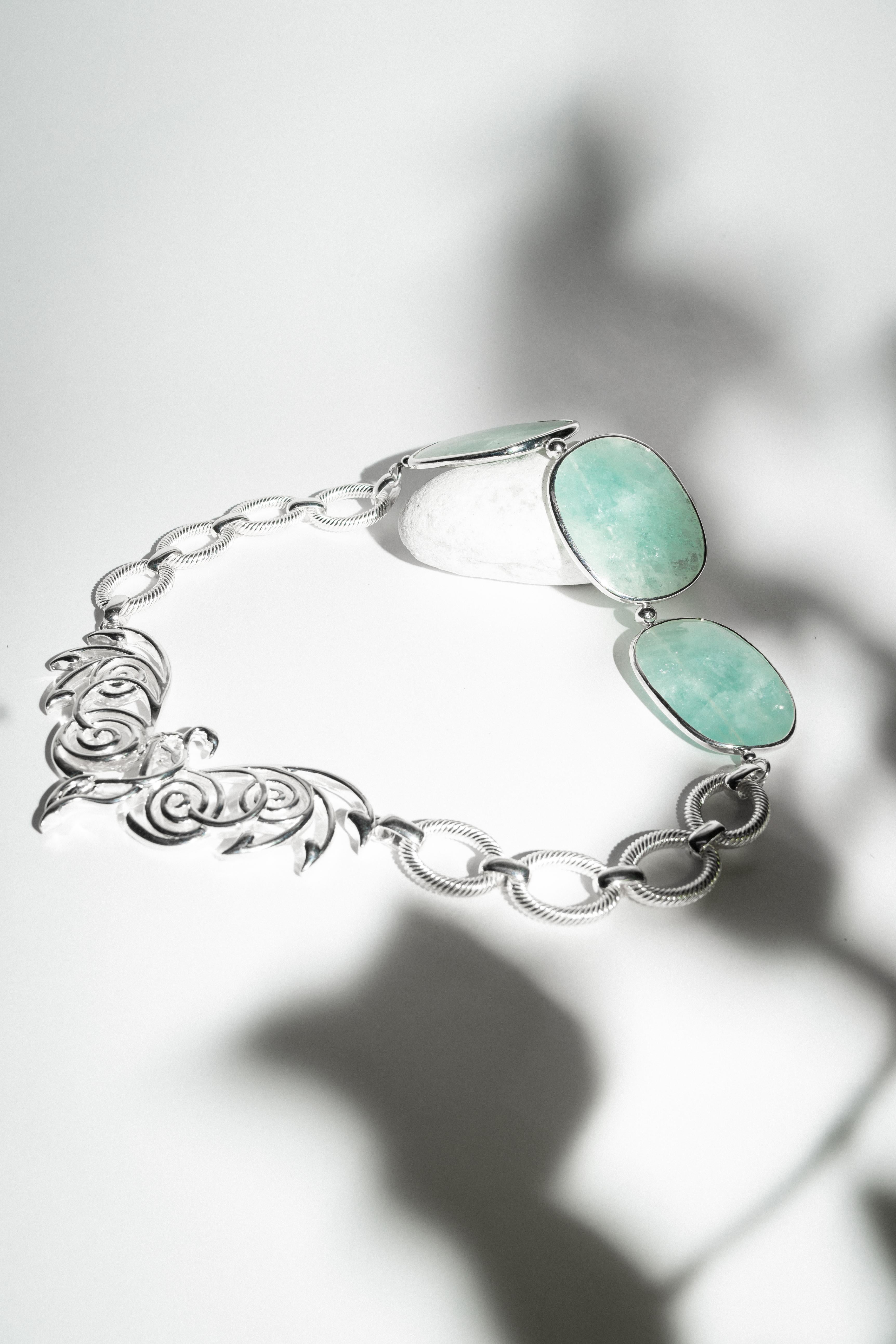Samantha Siu NY Collier réversible en vermeil et argent 18 carats avec aigue-marine en vente 5