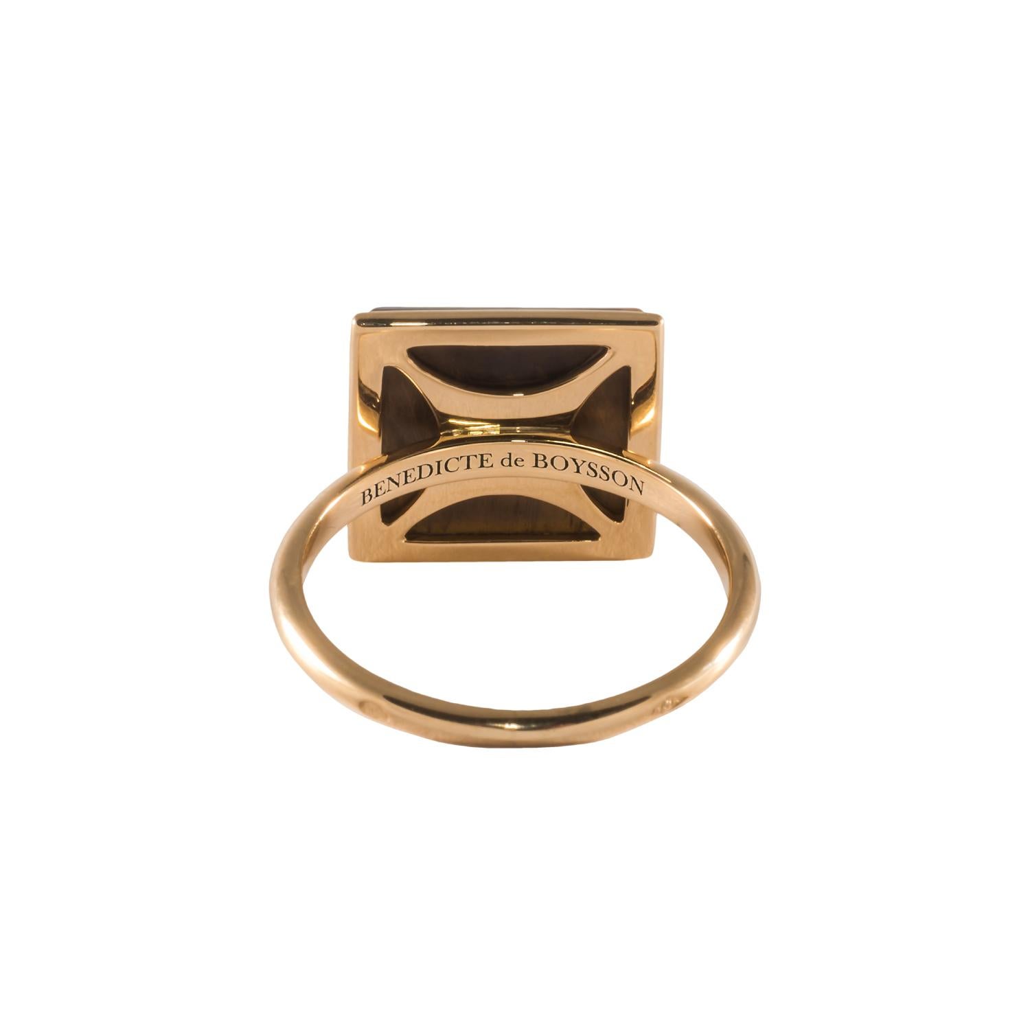 18 Carat Yellow Gold Ring with Tiger Eyes Pyramid Shape 12 mm (0.47 inches). HAND CARVED STONES made from a specific unique designed. HANDCRAFTED IN FRANCE.
The Designer, Bénédicte, decided to Produce all her Creations in her Country of Origin,
