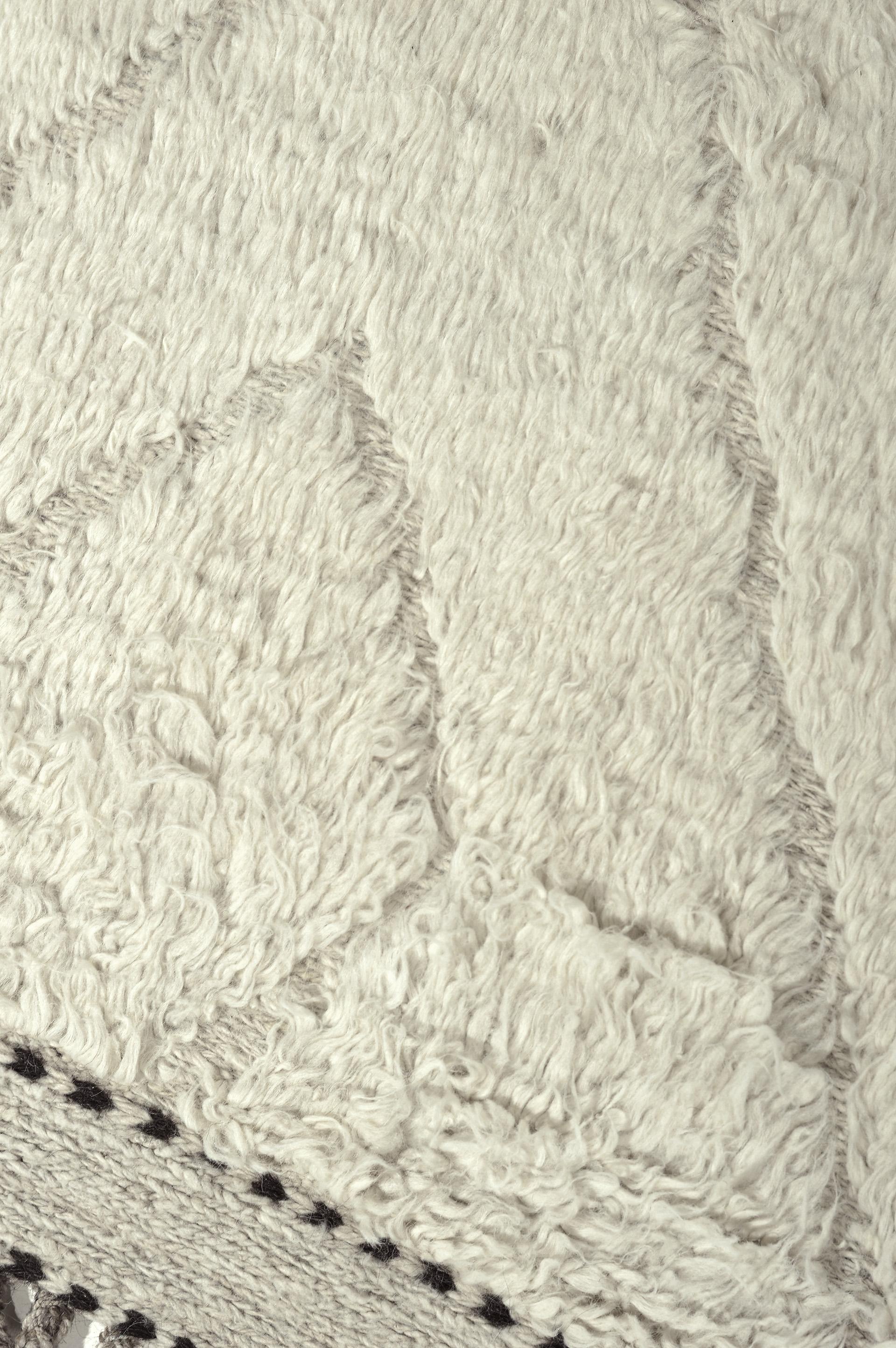 Sambas Rug, Atlas Collection by Mehraban In New Condition For Sale In WEST HOLLYWOOD, CA