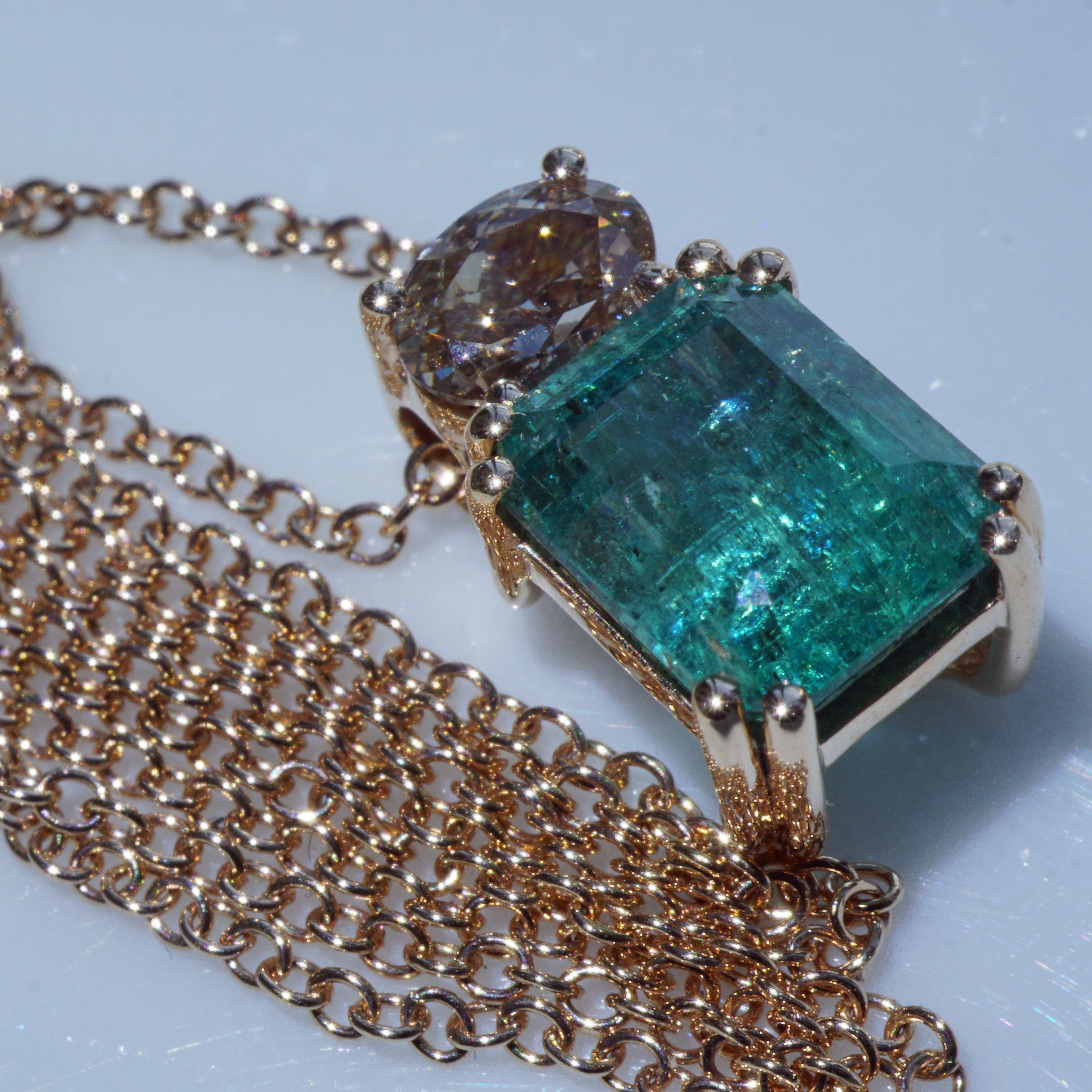 Modern Sambia Emerald Brilliant Pendant with Chain  2.49 ct 0.51 ct IGI AIG Certified For Sale