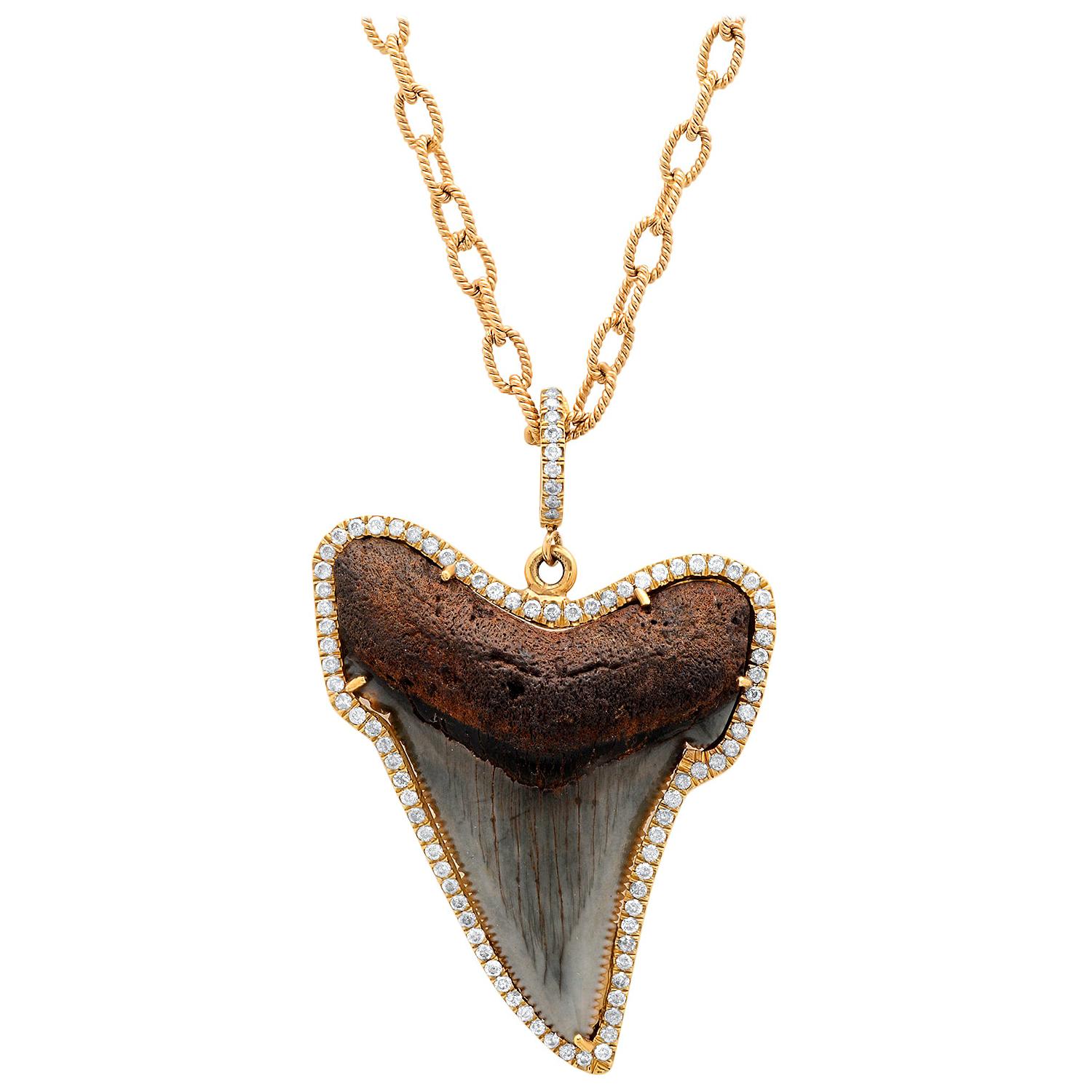 Samira 13 Pave Diamond Shark Tooth Pendant 18k Gold Handmade Chain Necklace  For Sale