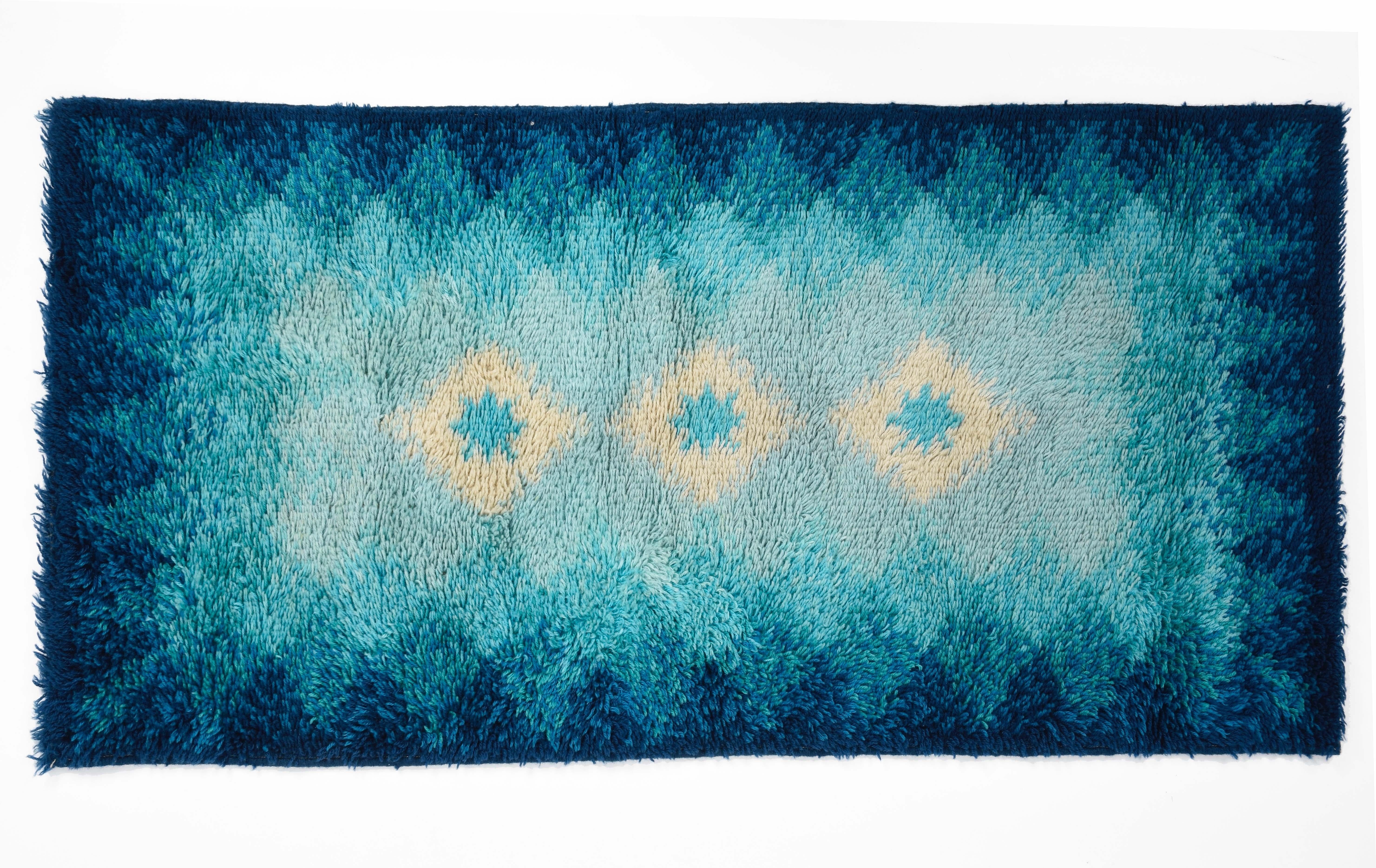 Blauer und weißer italienischer Samit Borgosesia-Teppich aus Schurwolle aus der Jahrhundertmitte, 1970er Jahre (Italienisch) im Angebot