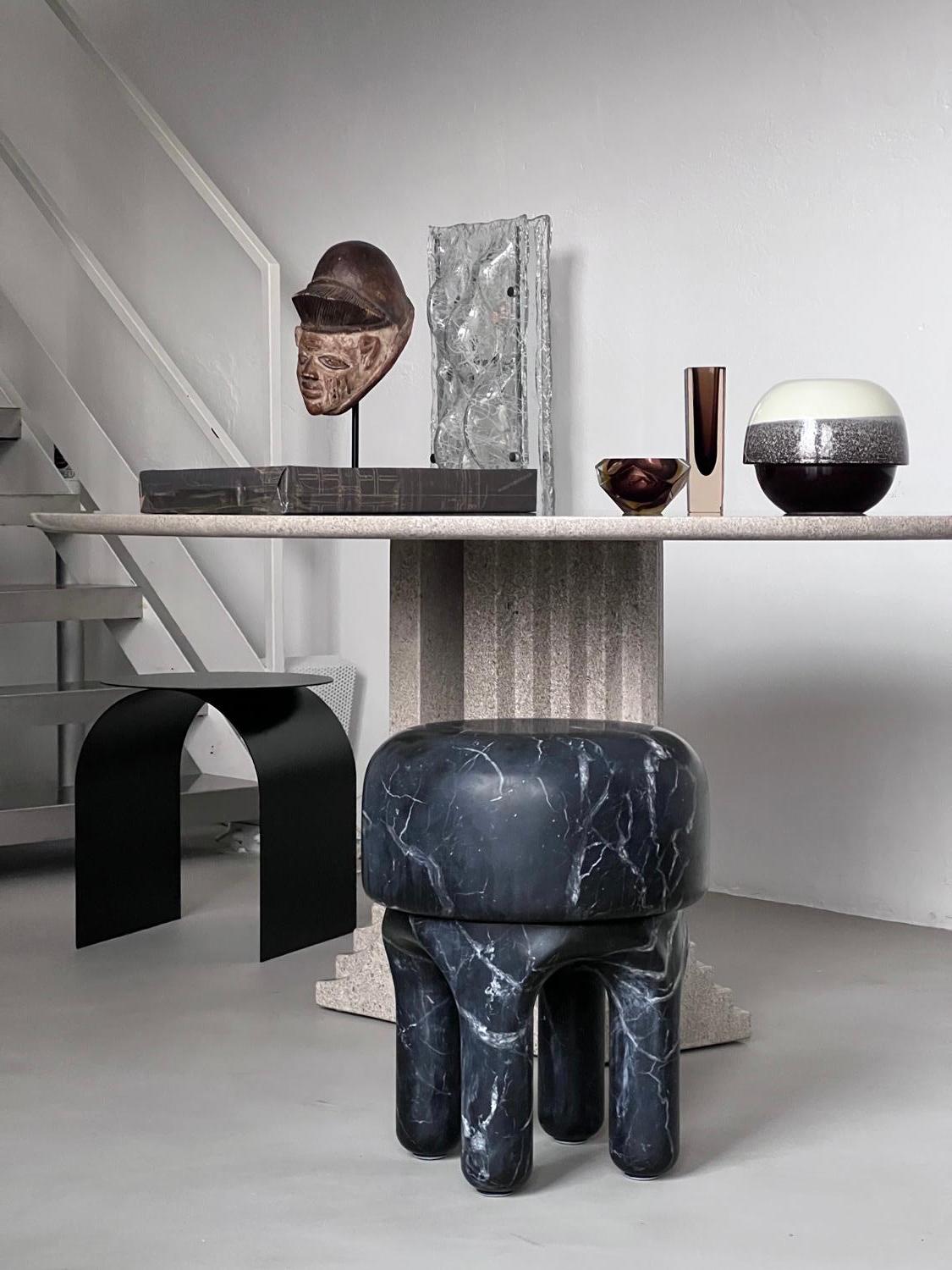 Iconic Italian table  - Carlo Scarpa dining table - Marble 

Rare, desirable and perfectly preserved 