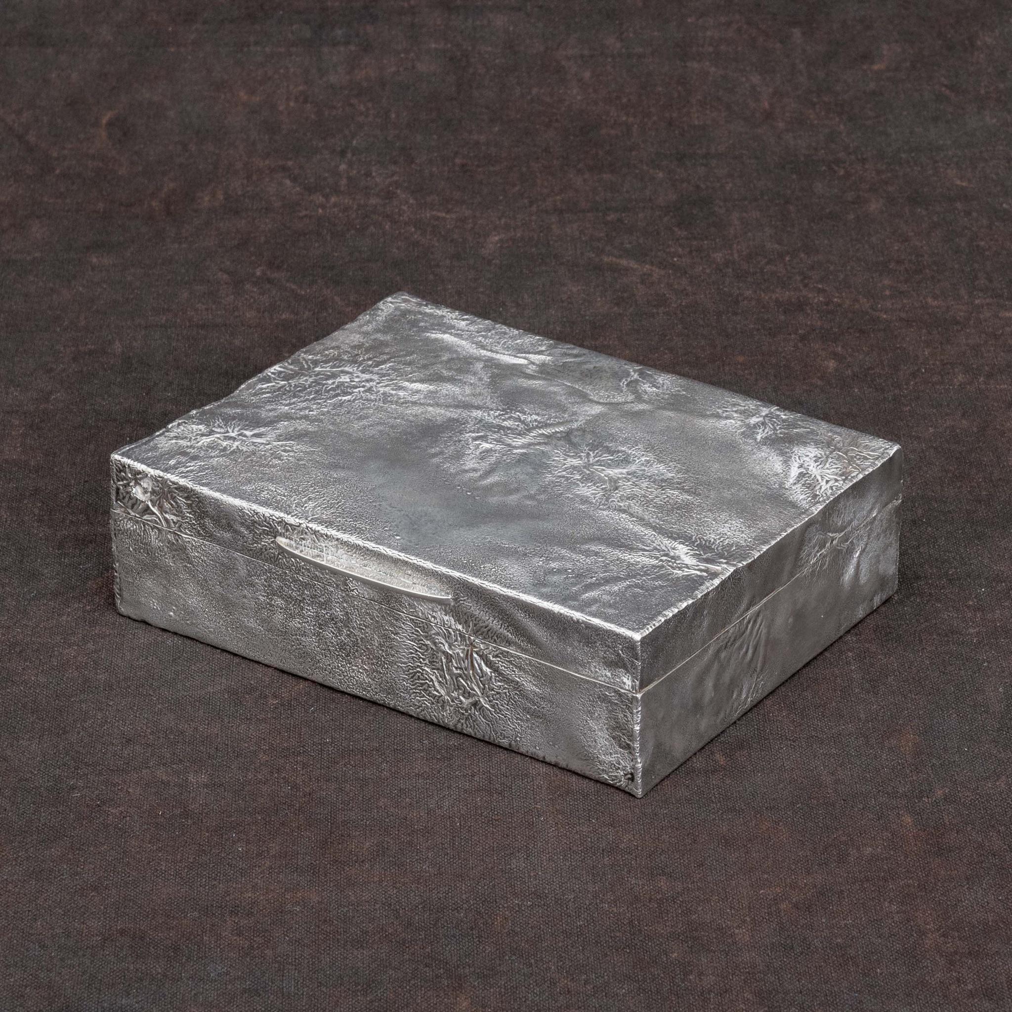 Samorodok Sterling Silver Cigarette Box, Hallmarked, London 1966. 5