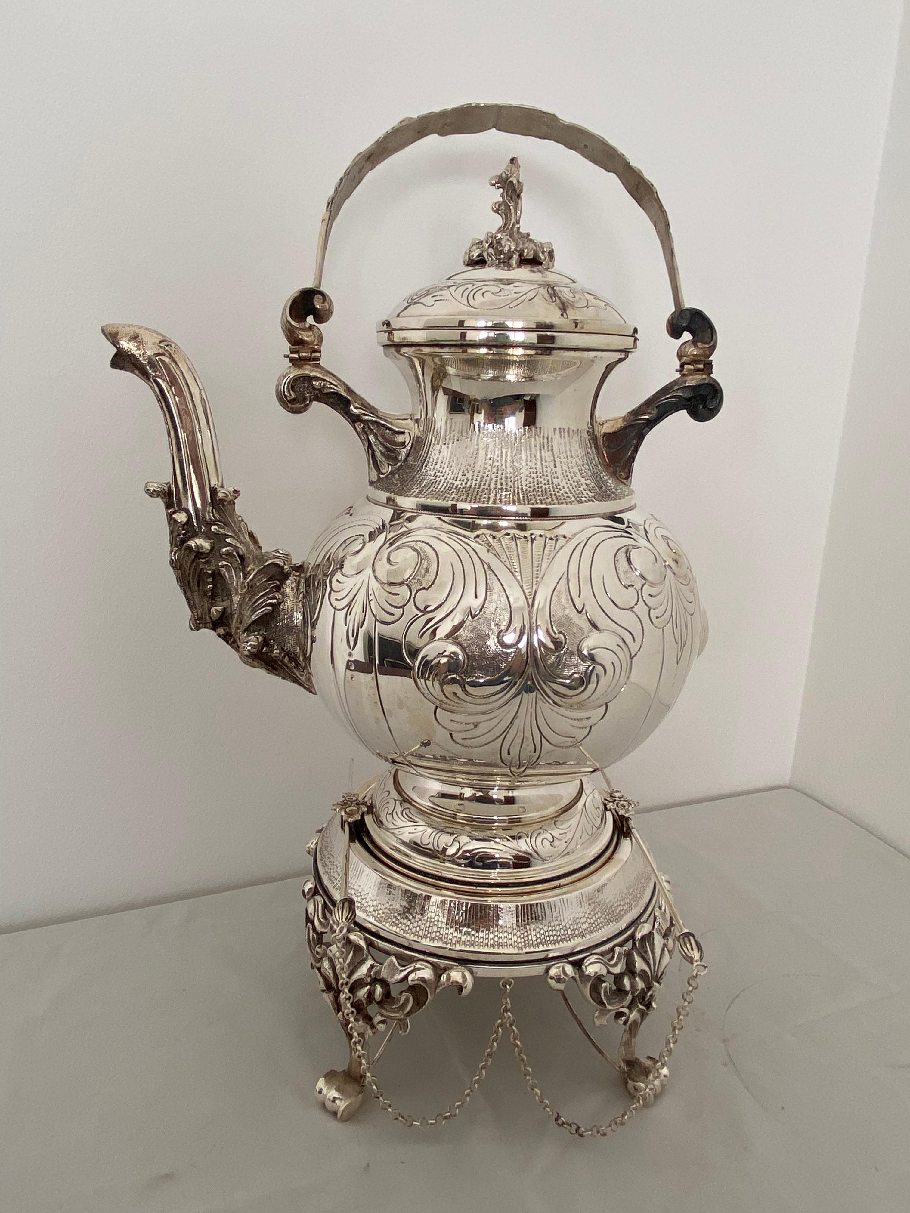 Samovar Silver 800, with Working Stove, Kg 3256 In Good Condition For Sale In Palermo, IT