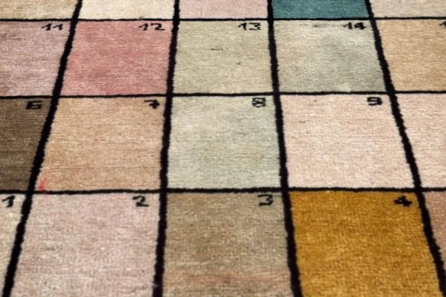 Muestras Alfombras Circa 1990 - 13650 Anudado a mano en venta
