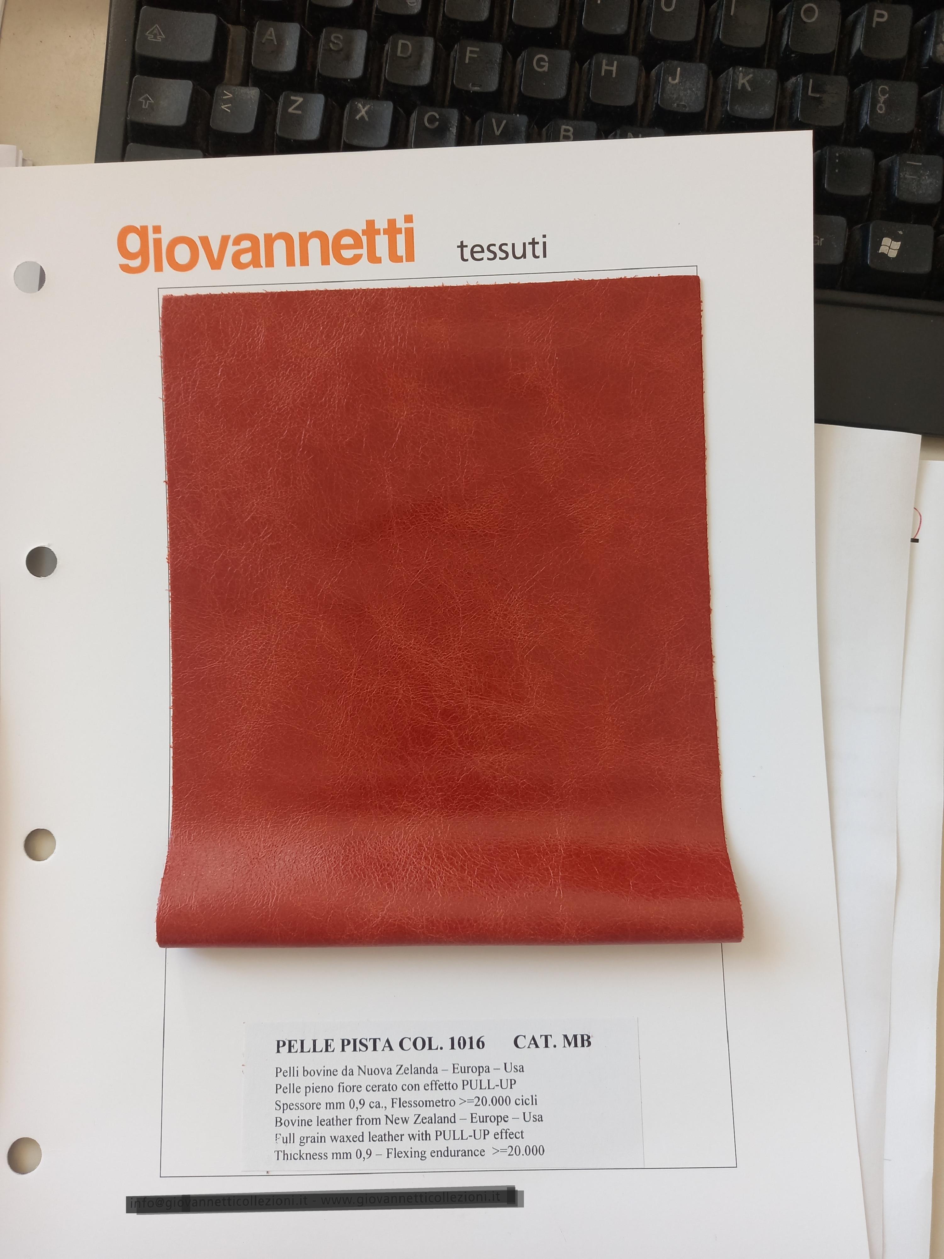 Campioni di materiali in pelle per arredamento In condizioni Nuovo in vendita a Casalguidi, IT