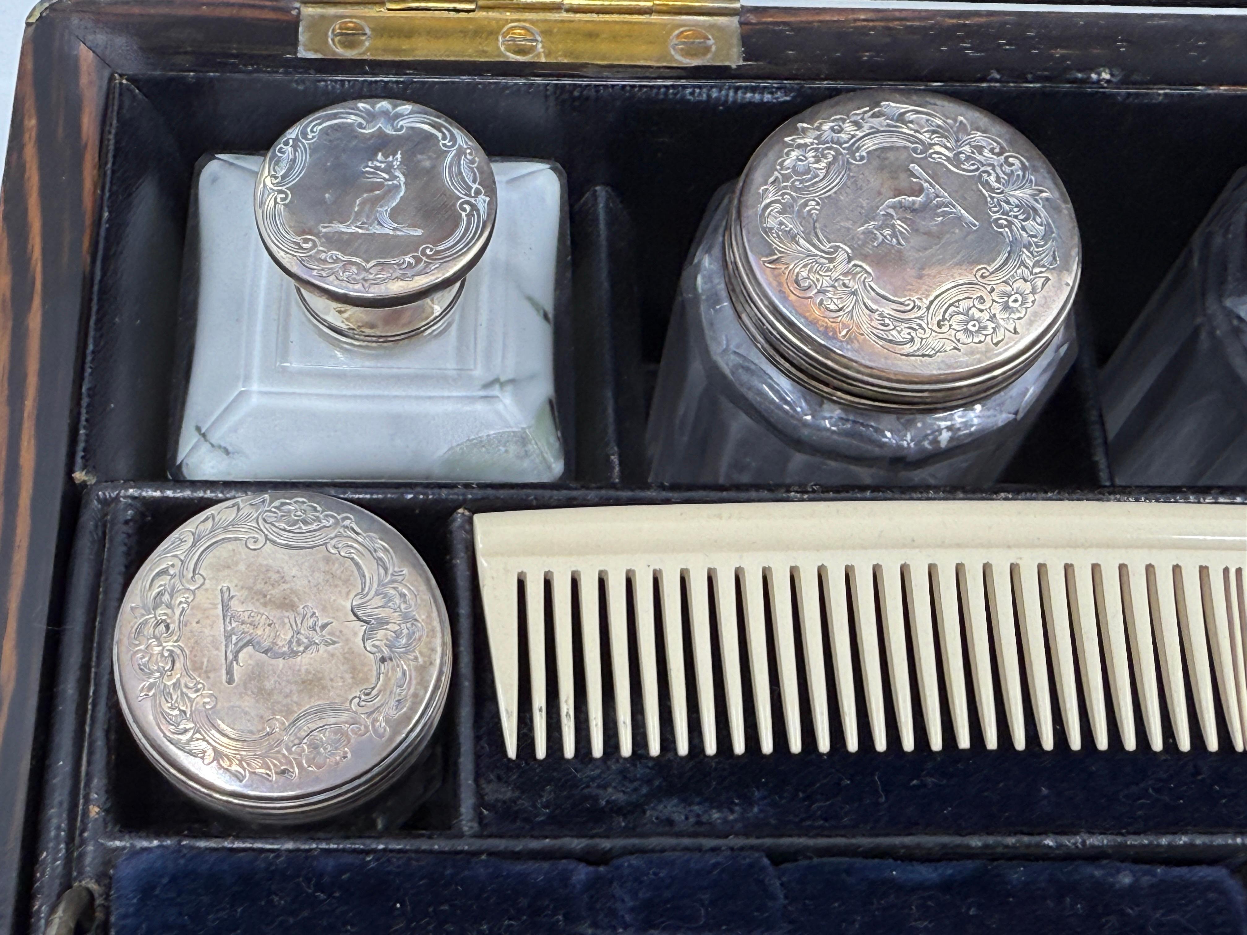 Sampson Mordan & Co Caja de tocador de calamandro y latón con incrustaciones de 1850 Plata de ley en venta 4