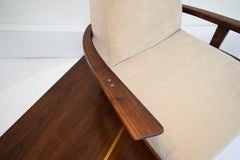 Samson Berman Schwebendes Sitzmöbel- Arrangement