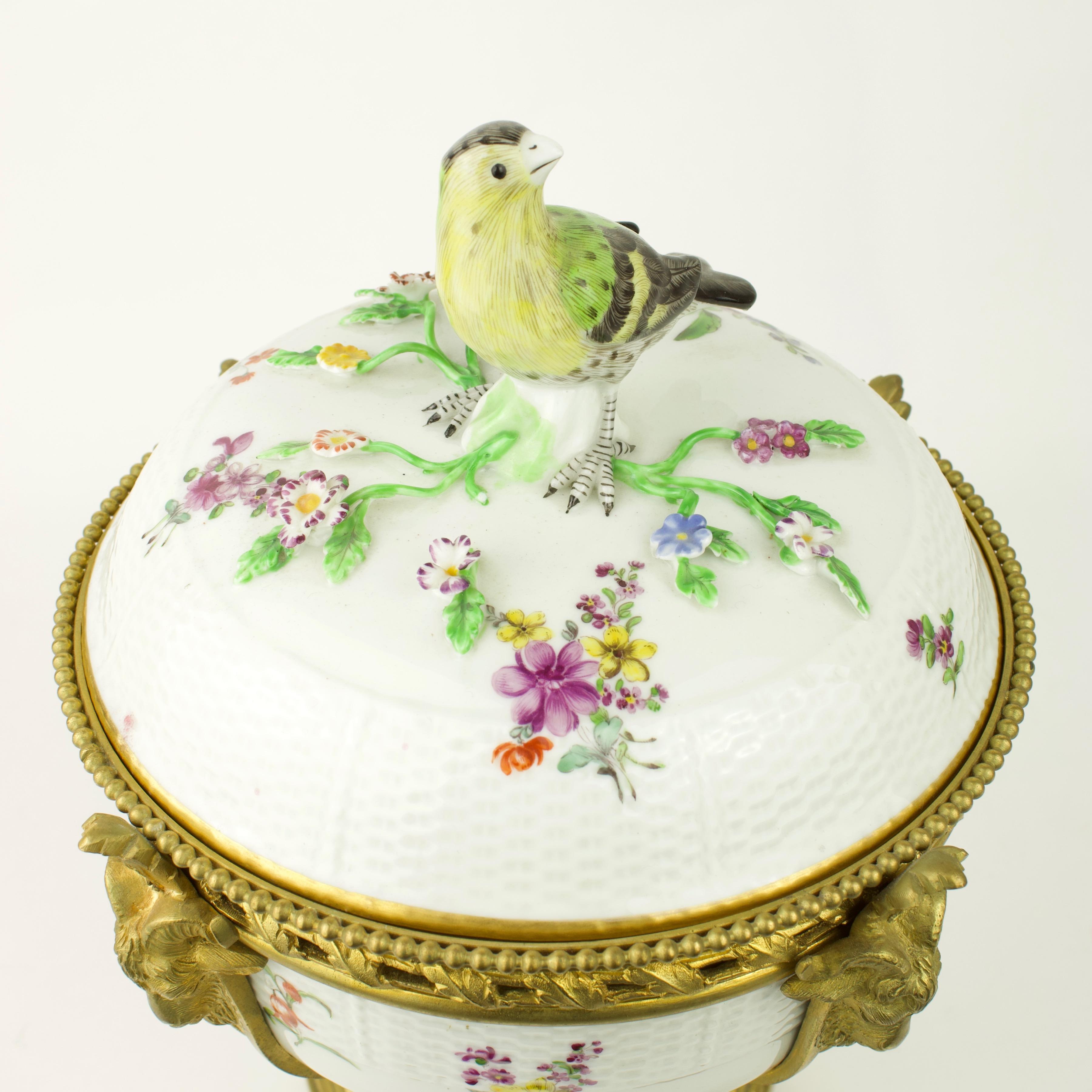 Samson Paris 19th Century Meissen Inspired Porcelain Bronze Mount Bowl and Cover For Sale 4