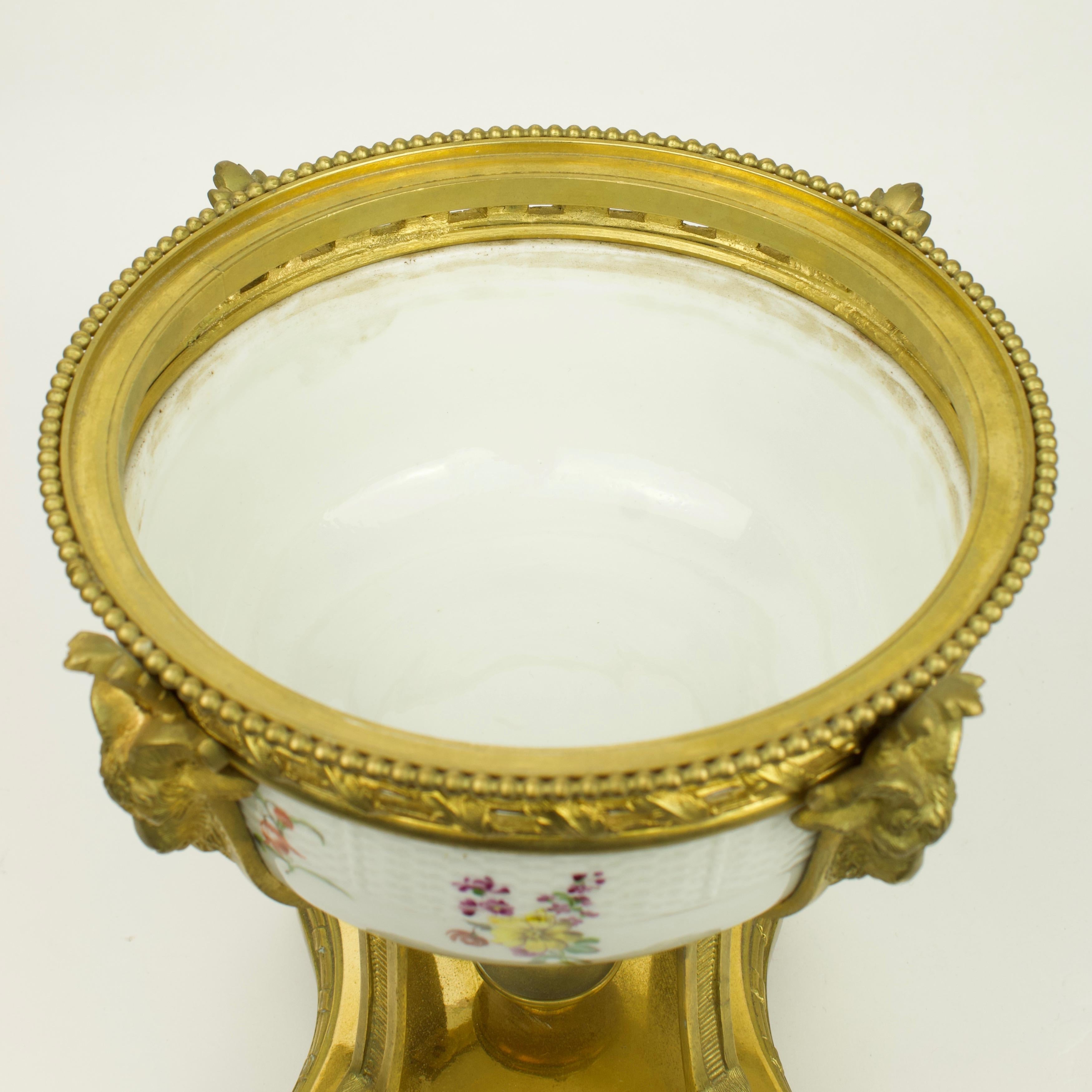 Samson Paris 19th Century Meissen Inspired Porcelain Bronze Mount Bowl and Cover For Sale 5