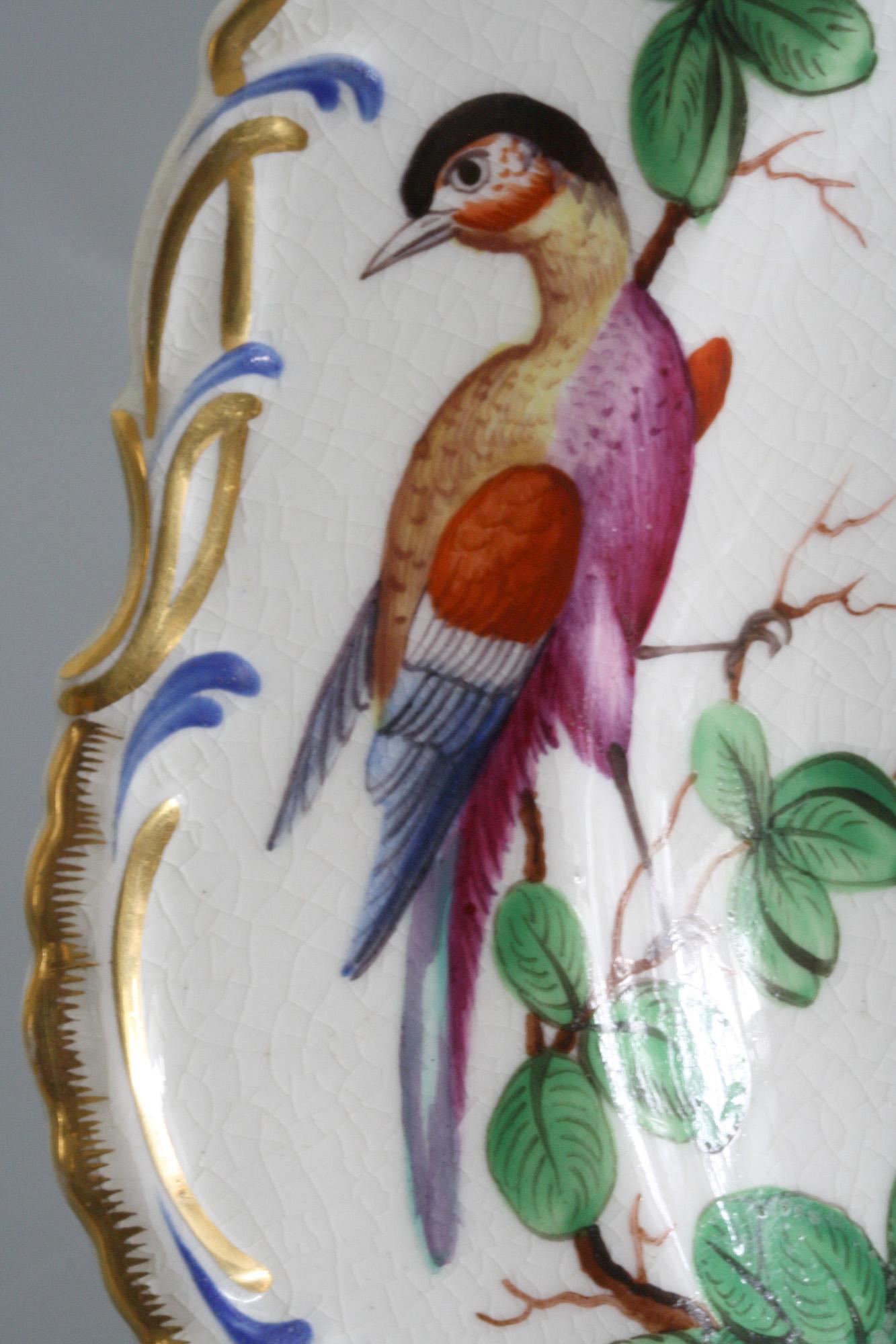 Samson Paris Plato de Gabinete Pintado Estilo Chelsea Pájaros Exóticos en Bueno estado para la venta en Bishop's Stortford, Hertfordshire