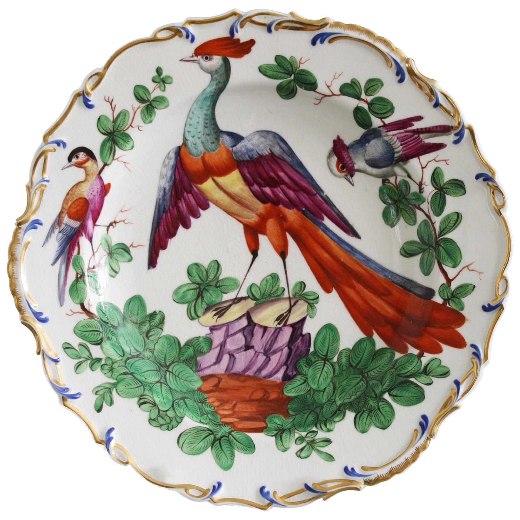 Assiette d'armoire peinte « Oiseaux exotiques » de Samson Paris style Chelsea en vente