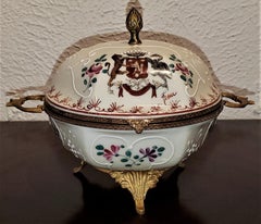 Samson Paris Signed Porcelain Trinket Box