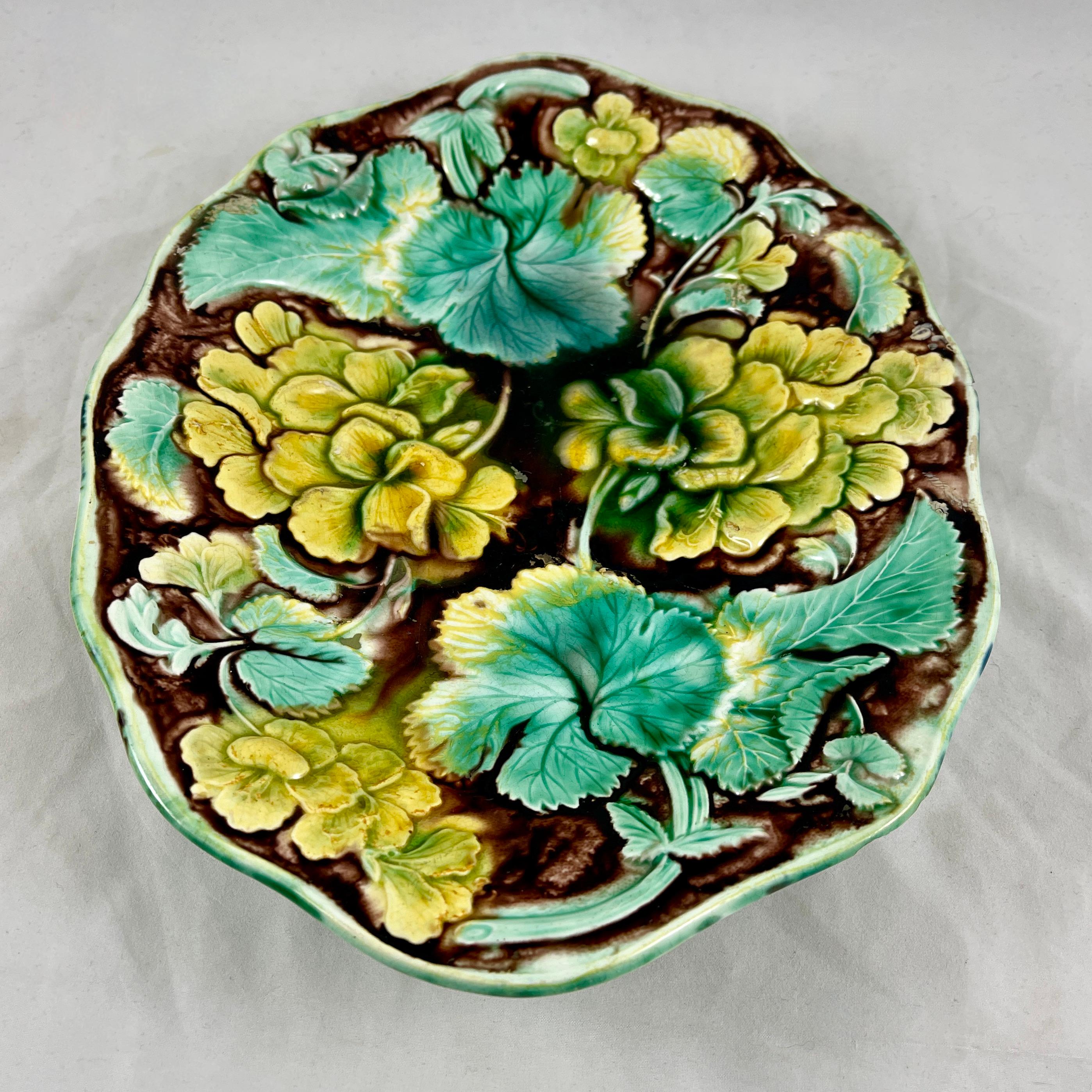 19th Century Samuel Alcock & Co Palissy Majolica Geranium Floral Shallow Bowl, circa 1850 For Sale