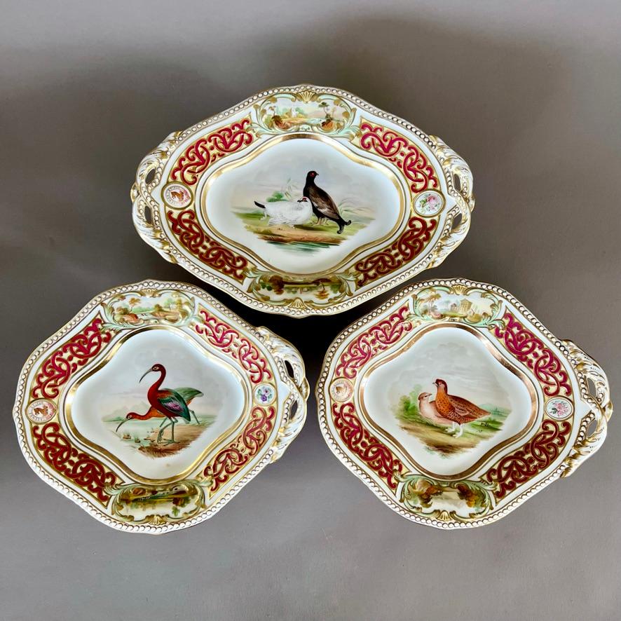 Samuel Alcock Dessert Service, Crested Alma Border with Birds, 1855 In Good Condition For Sale In London, GB