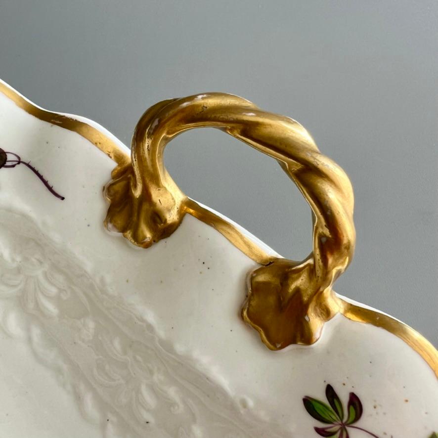 Samuel Alcock Footed Comport, Embossed, White with Passion Flower, ca 1824 In Good Condition For Sale In London, GB