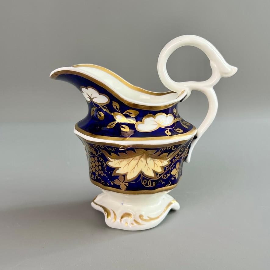 Peint à la main Crémier Samuel Alcock, bleu cobalt, vignes dorées, forme 