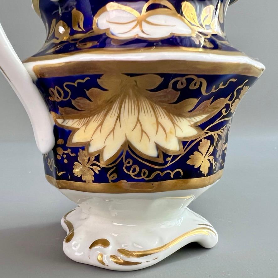 Début du XIXe siècle Crémier Samuel Alcock, bleu cobalt, vignes dorées, forme 