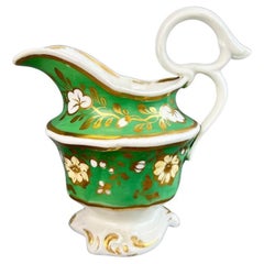Crémier Samuel Alcock, pot à lait, forme "Writhen" vert émeraude, vers 1826