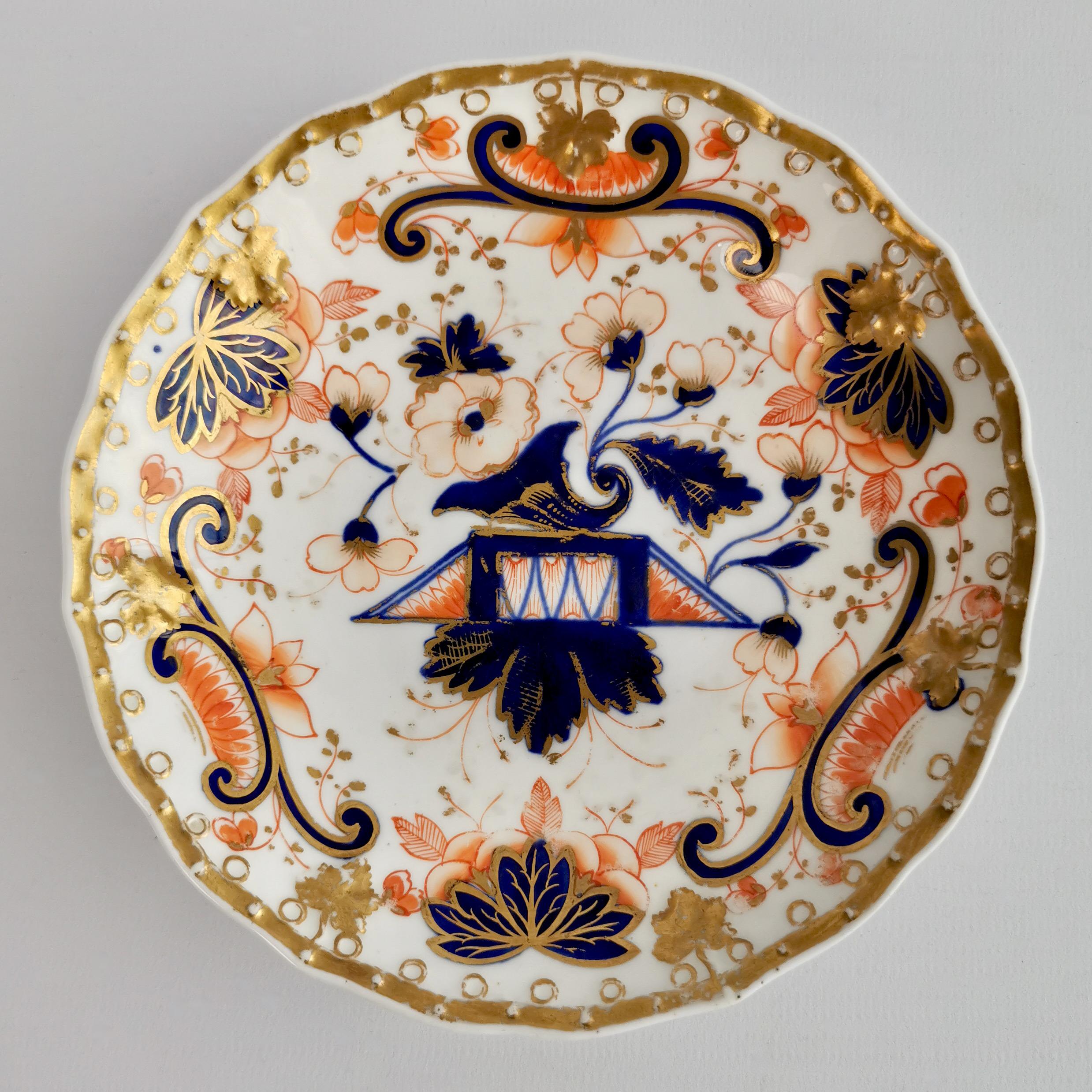 Samuel Alcock Porzellan-Couchtisch, orangefarbene Imari-Blumen, Rokoko-Revival um 1830 (Handbemalt) im Angebot