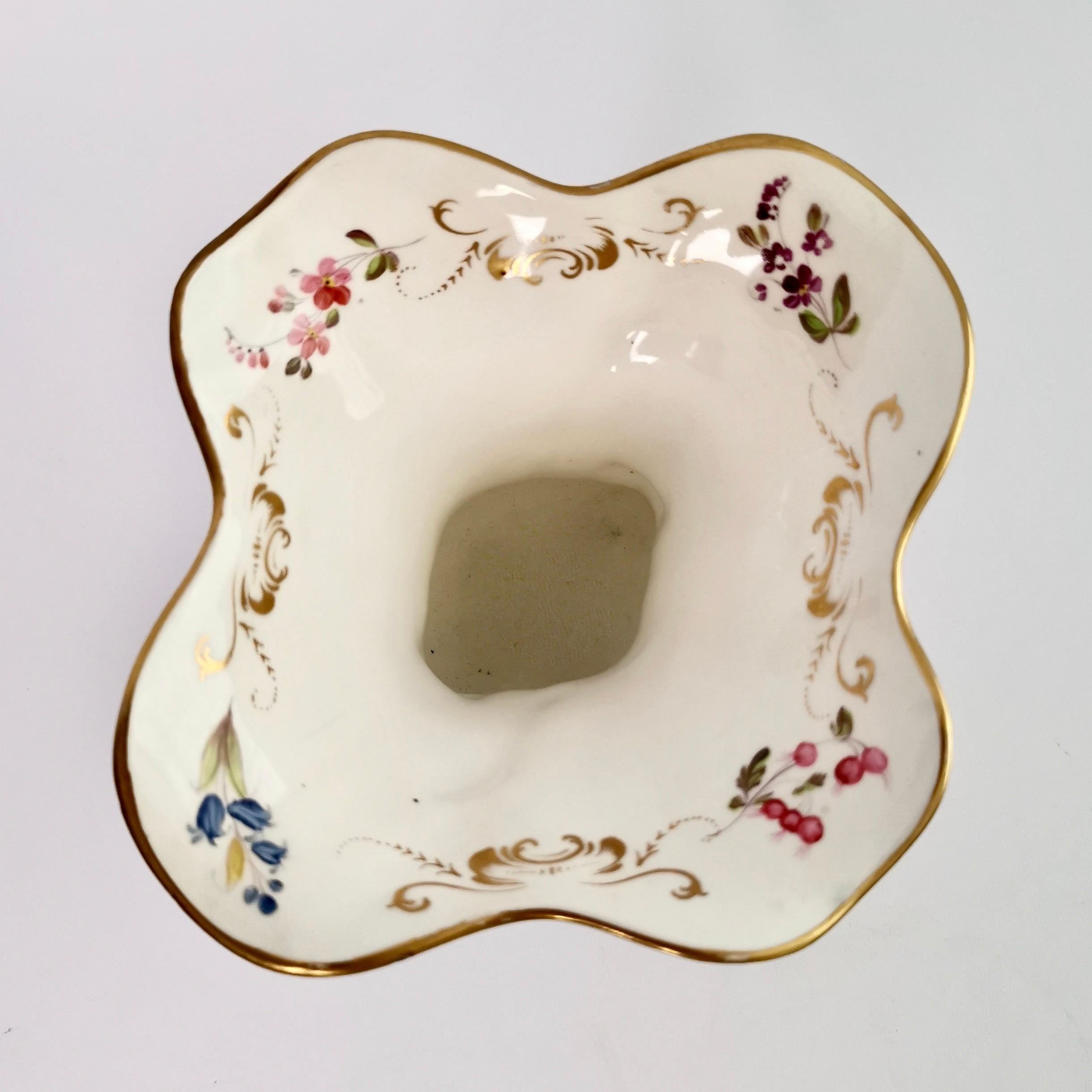 Mid-19th Century Samuel Alcock Porcelain Vase, Green with Swan Handles, Rococo Revival circa 1840