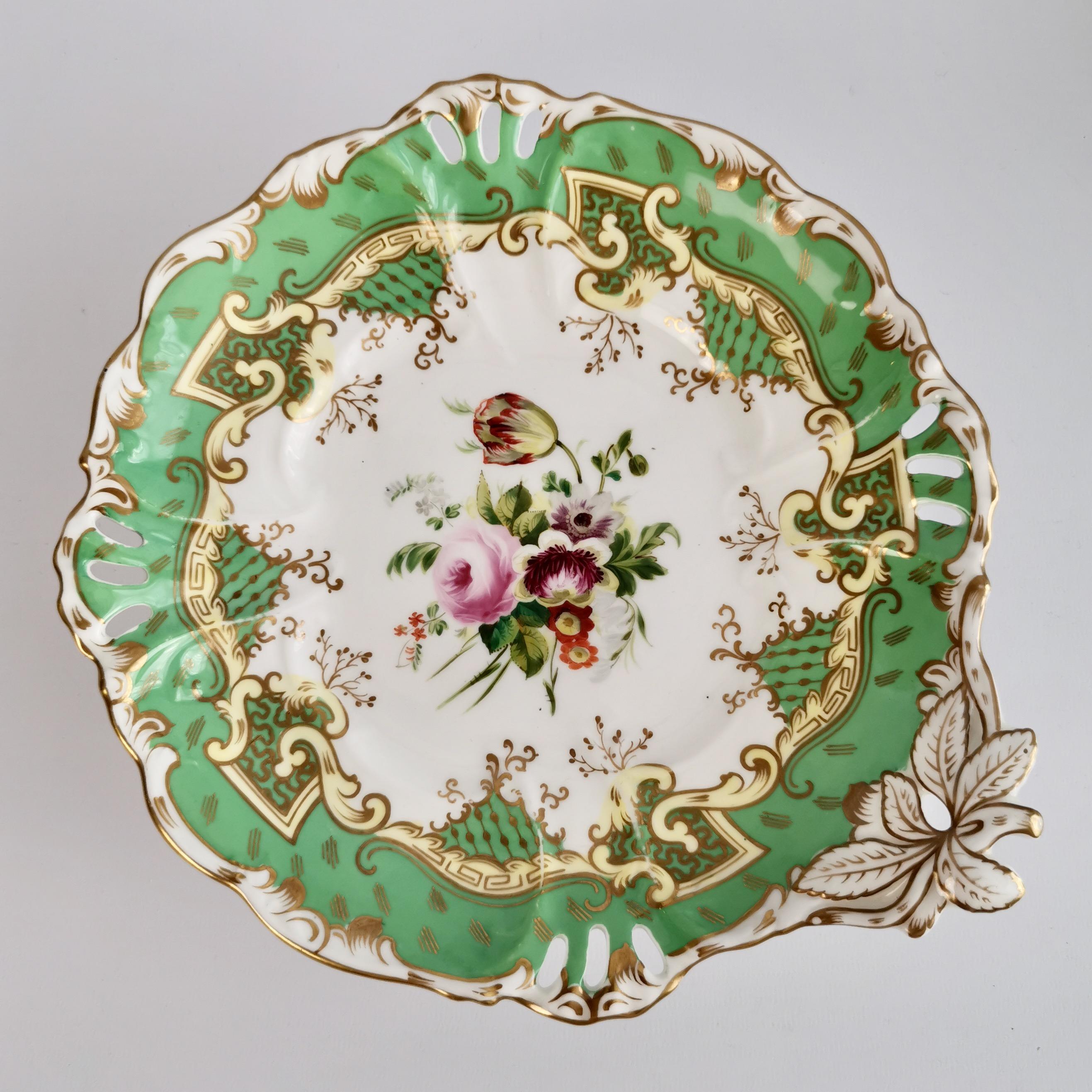 Early Victorian Samuel Alcock Set of 2 Porcelain Comports, Green with Flowers, Victorian ca 1835
