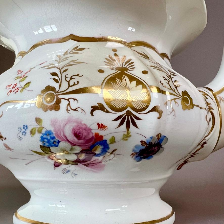 Service à thé solitaire de Samuel Alcock, beige, jaune pâle et fleurs, vers 1833 en vente 4