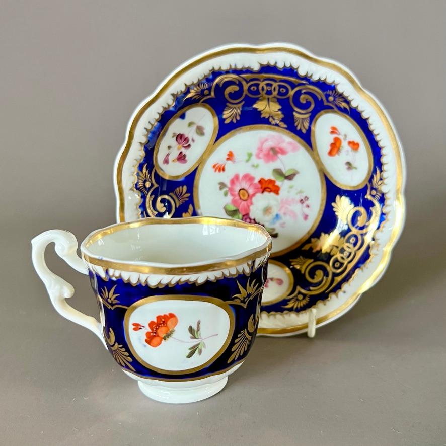 Samuel Alcock Solitaire Tea Set, Cobalt Blue, Gilt Vines and Flowers, ca 1825 For Sale 3