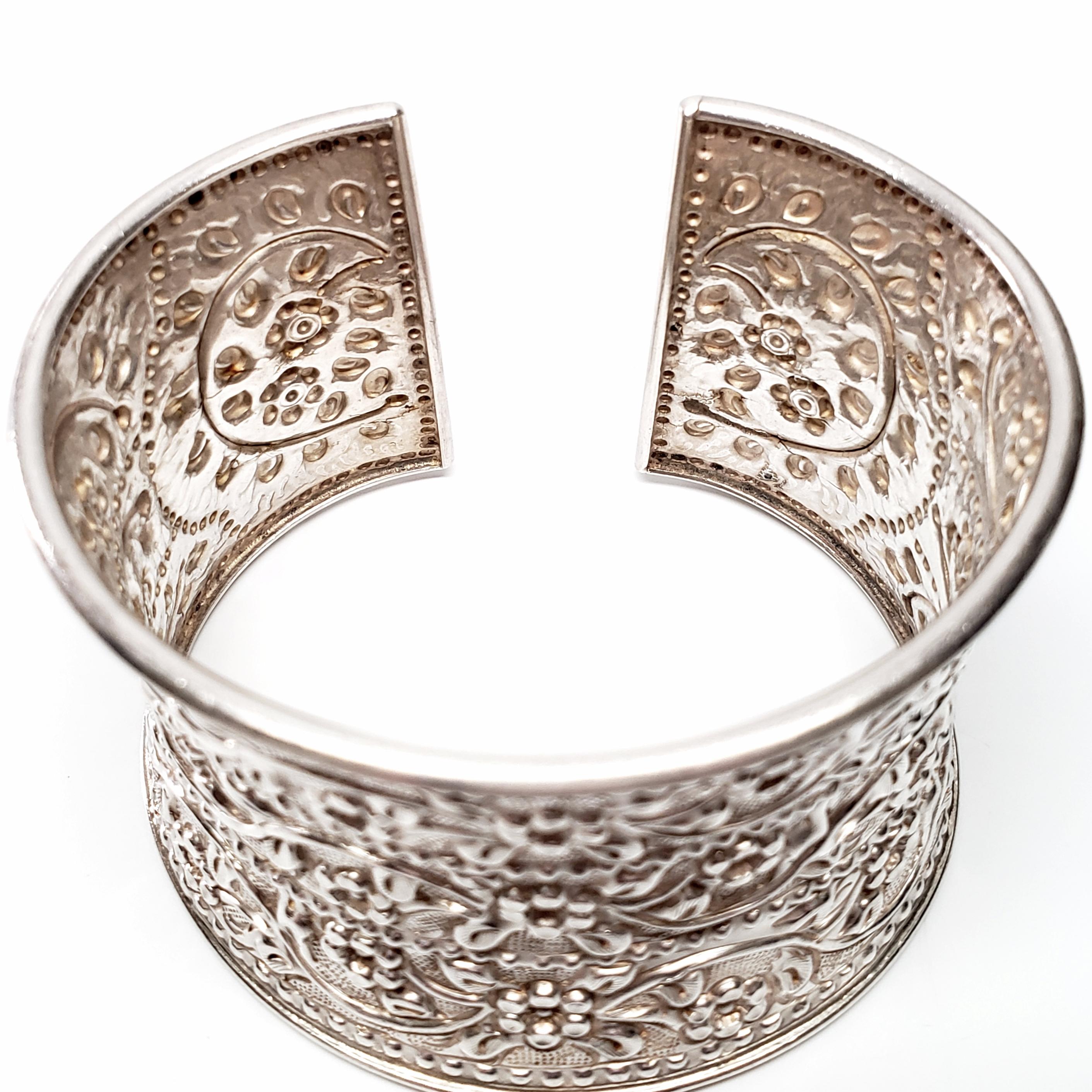 Samuel Benham BJC Sterling Silver Wide Floral Cuff Bracelet In Good Condition In Washington Depot, CT