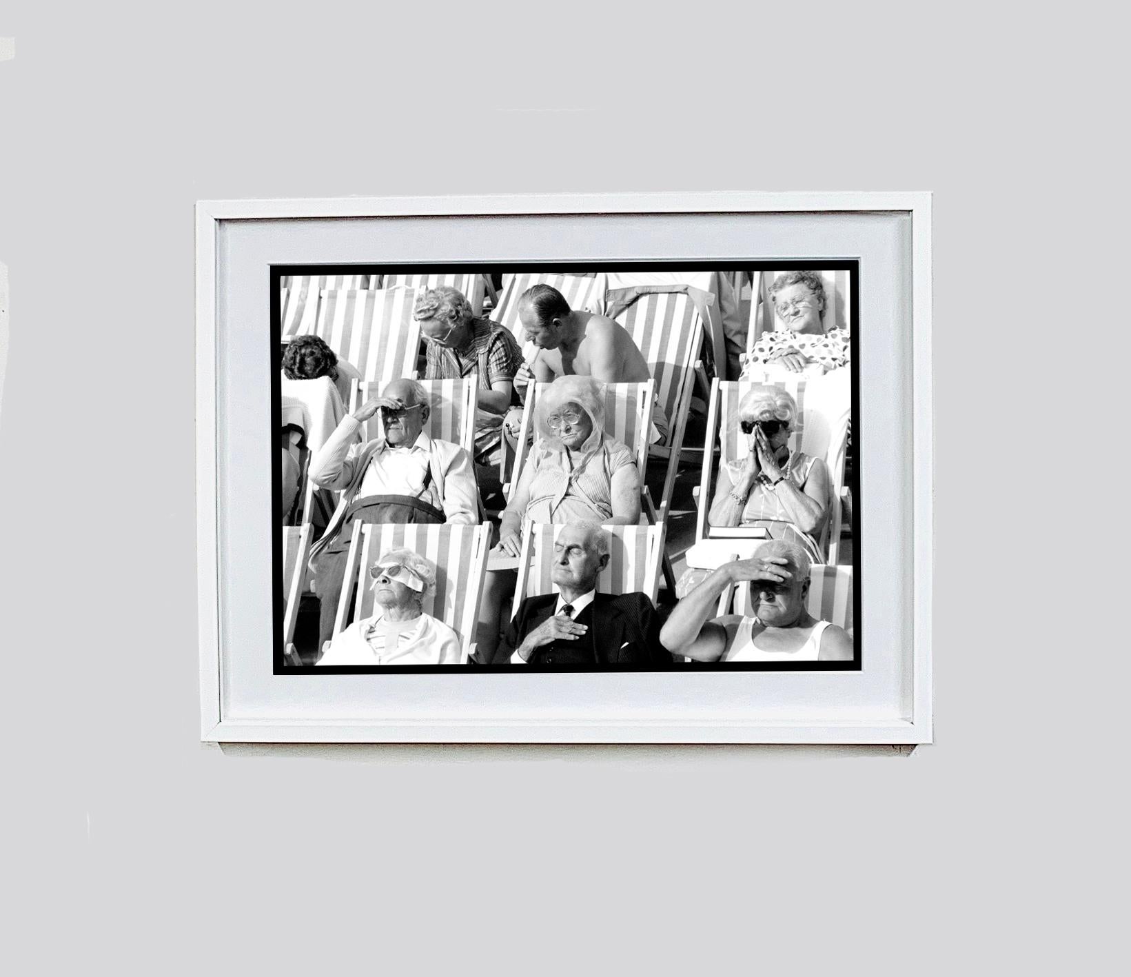 Bandstand II, Eastbourne, Regno Unito - Fotografia d'epoca in bianco e nero - Print Dopoguerra di Samuel Field
