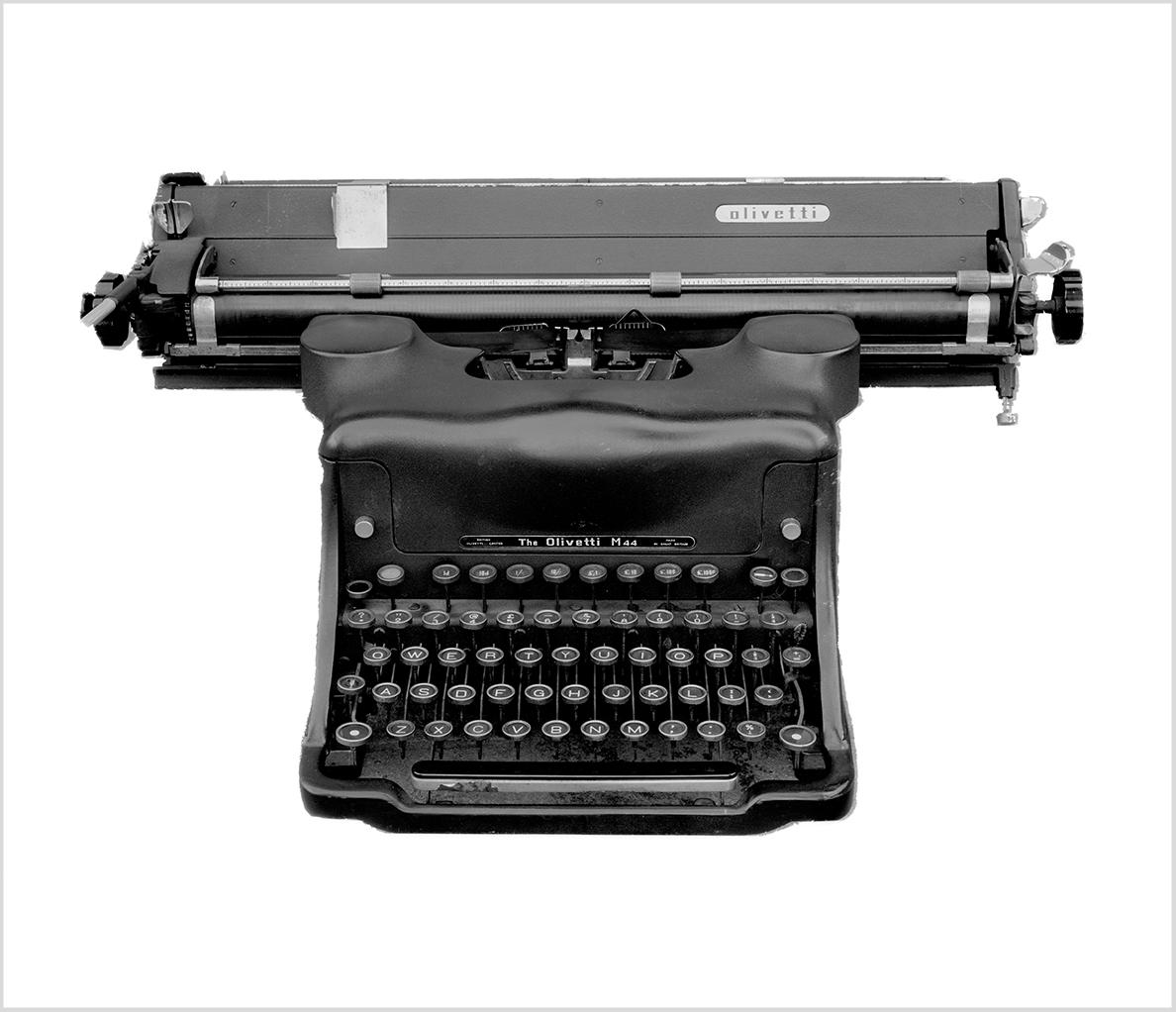 Orthochrome Positive – Schwarz-Weiß-Fotografie eines Typwriters